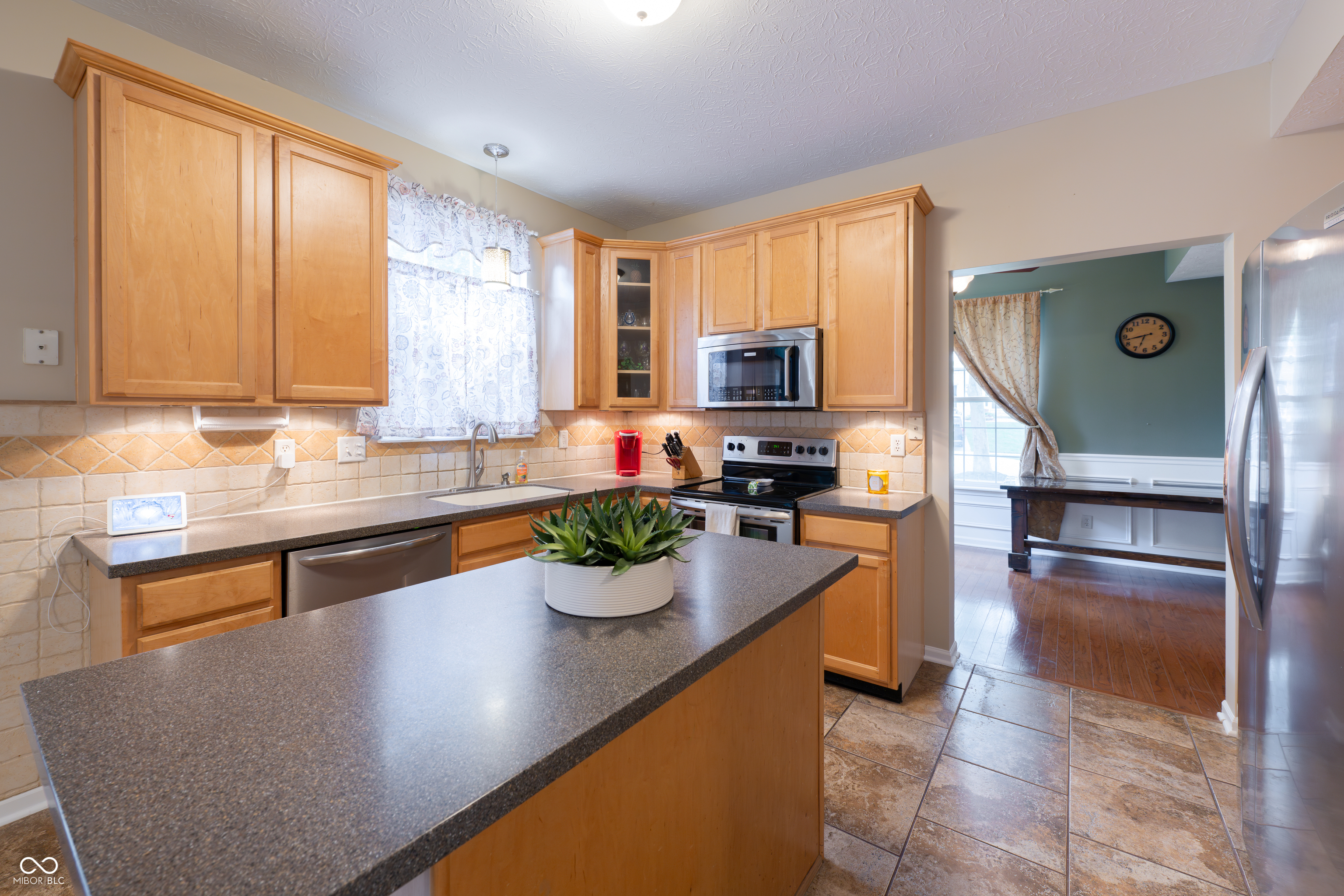 Carmel, Indiana, 46033, United States, 4 Bedrooms Bedrooms, ,4 BathroomsBathrooms,Residential,For Sale,1975371