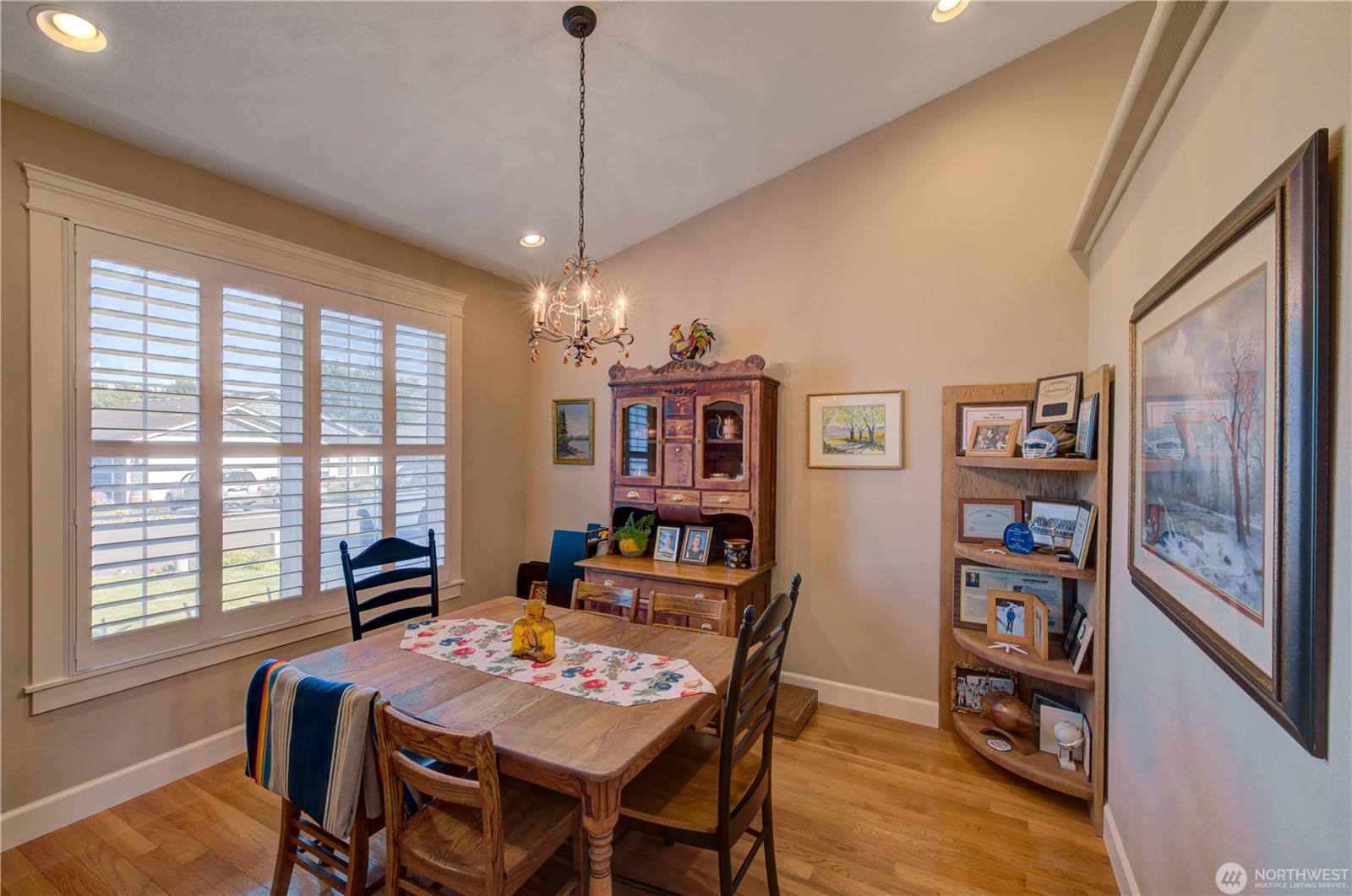 Long Beach, Washington, 98631, United States, 3 Bedrooms Bedrooms, ,4 BathroomsBathrooms,Residential,For Sale,1937572