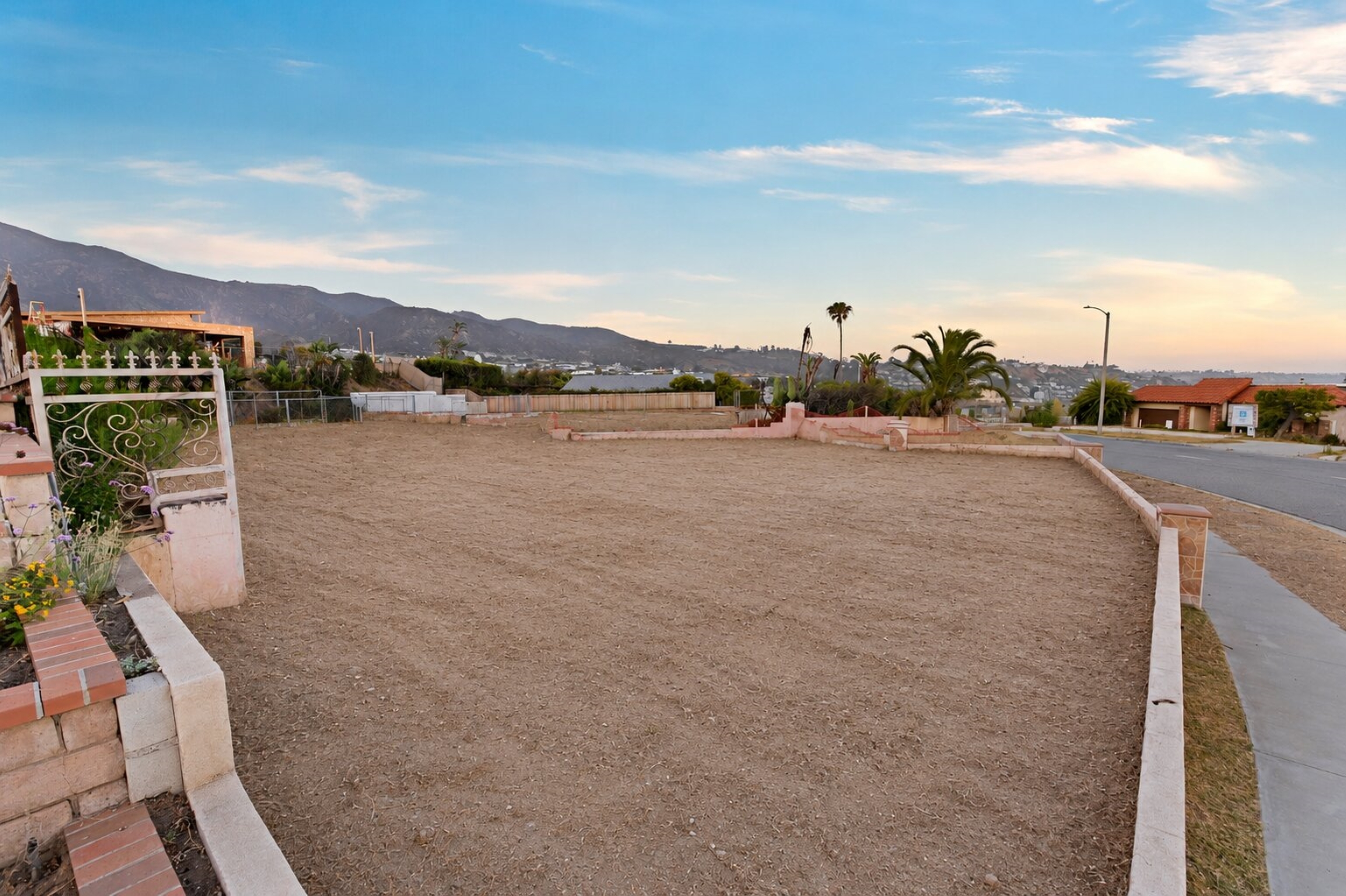  18431 Coastline Drive - 物件實景