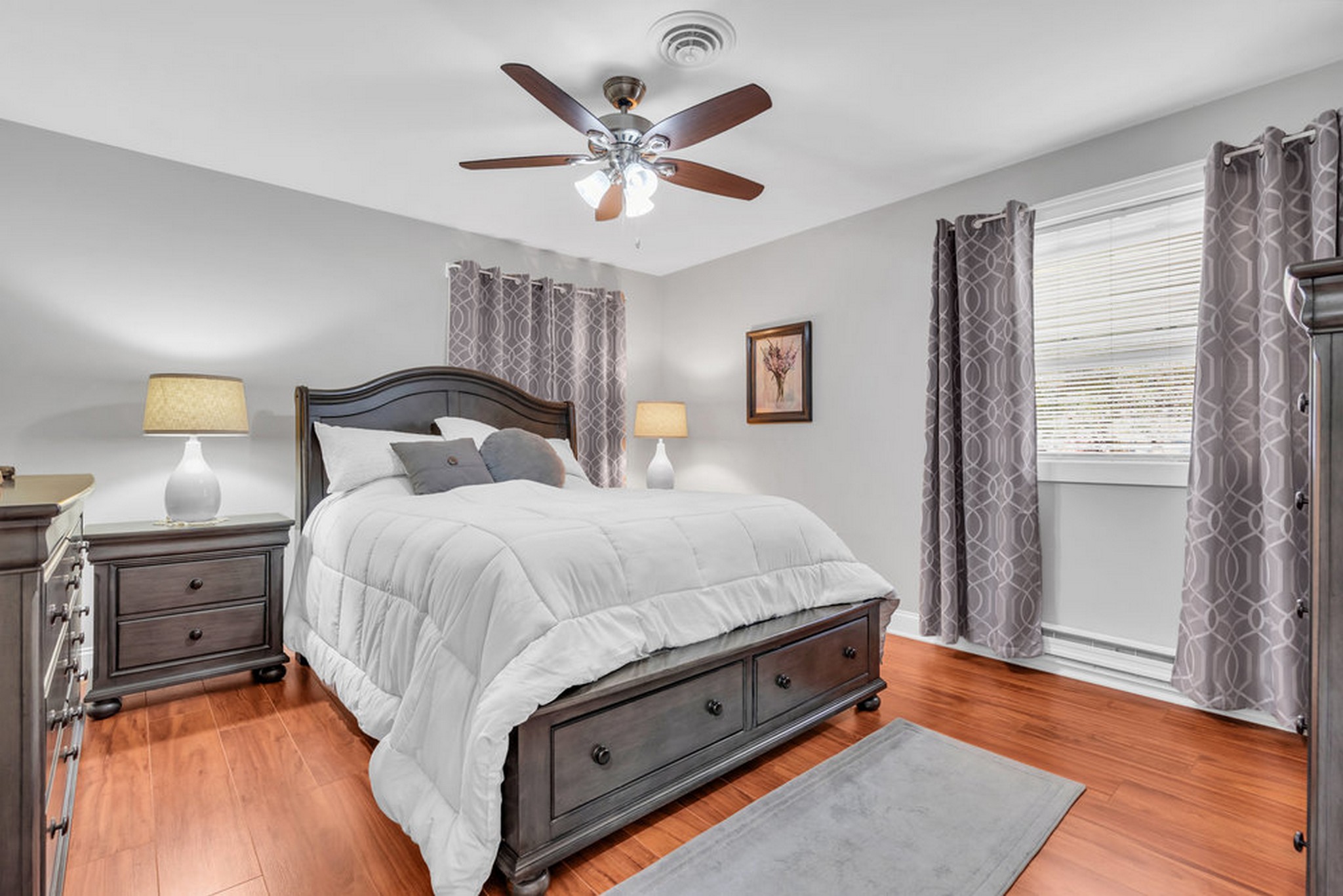  Meticulously Upgraded Sherbourne Model in Crestwood 5 - 物件實景