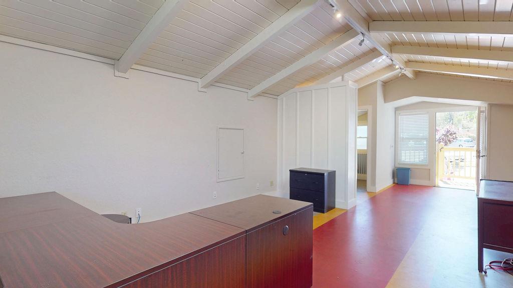 Grass Valley, California, 95945, United States, 2 Bedrooms Bedrooms, ,3 BathroomsBathrooms,Residential,For Sale,1976579