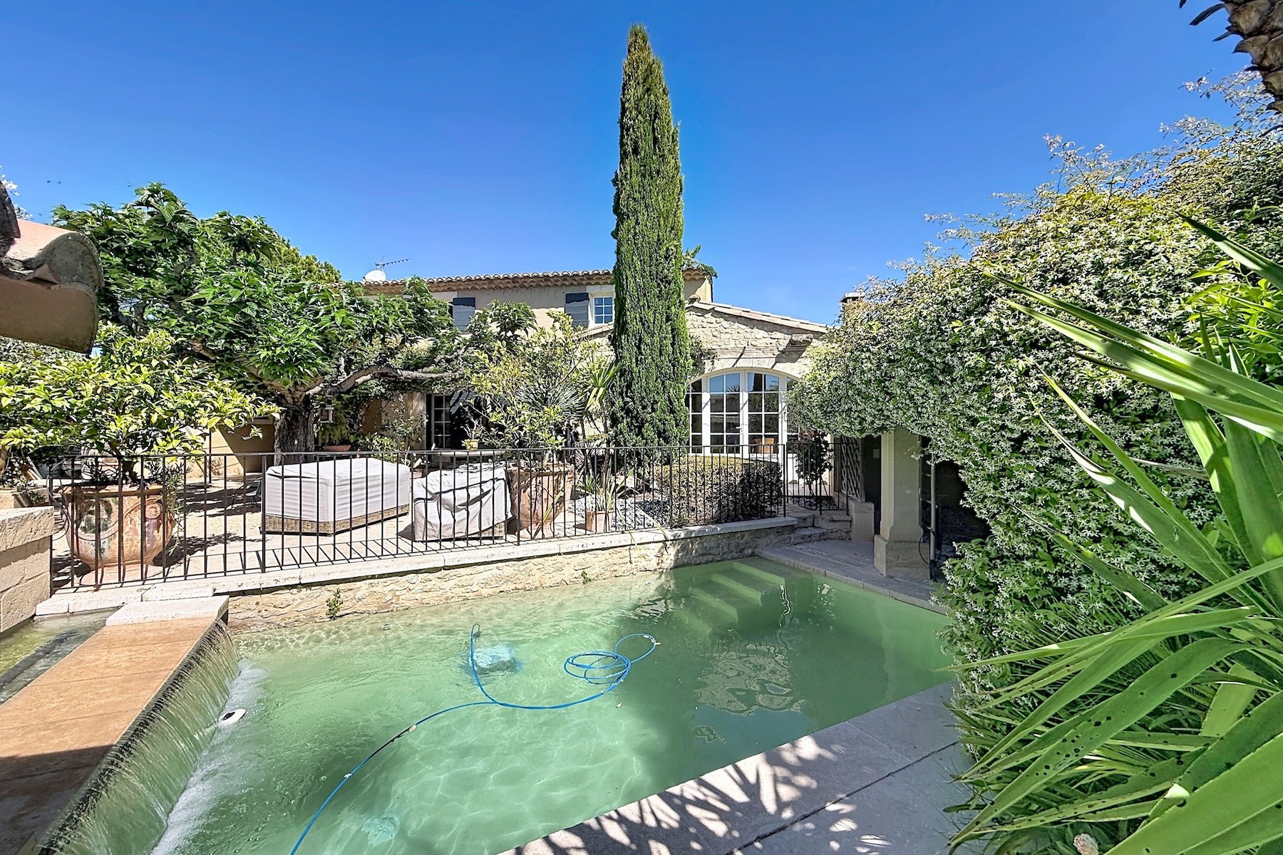  In the heart of Uzès – Elegant Provençal bastide with landscaped garden, pool - 物件實景