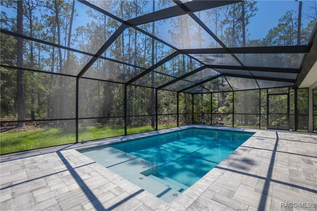 Hernando, Florida, 34442, United States, 3 Bedrooms Bedrooms, ,2 BathroomsBathrooms,Residential,For Sale,1935672