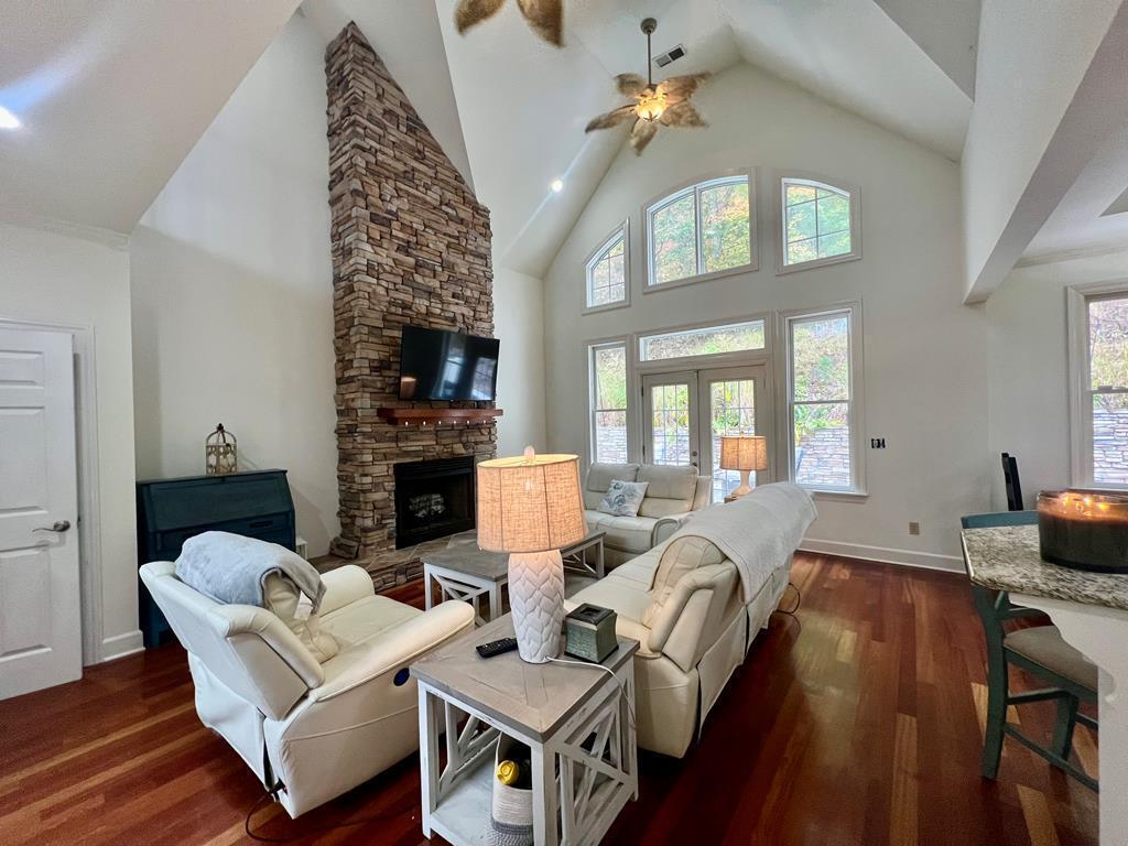 Rocky Face, Georgia, 30740, United States, 5 Bedrooms Bedrooms, ,5 BathroomsBathrooms,Residential,For Sale,1997507