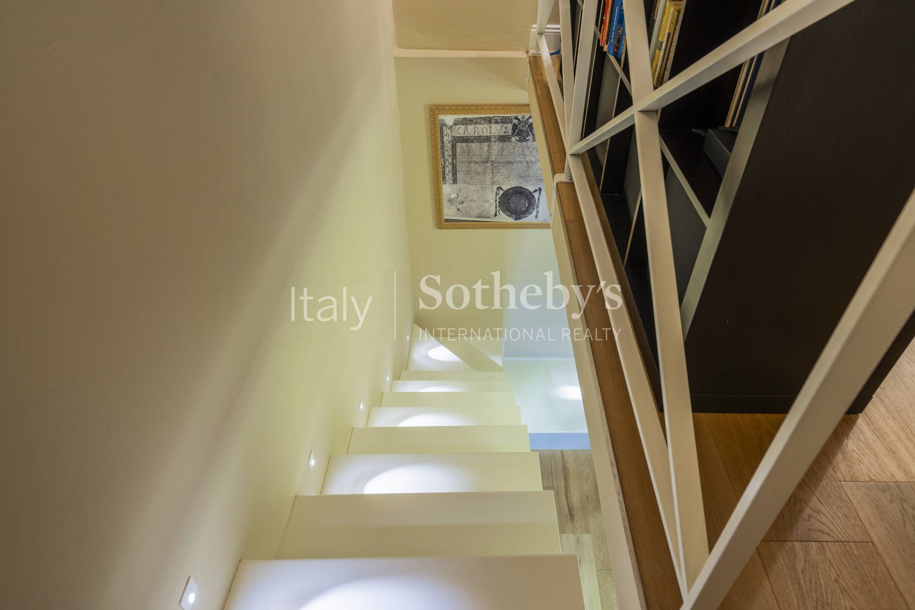  Elegant apartment with private garden - 物件實景