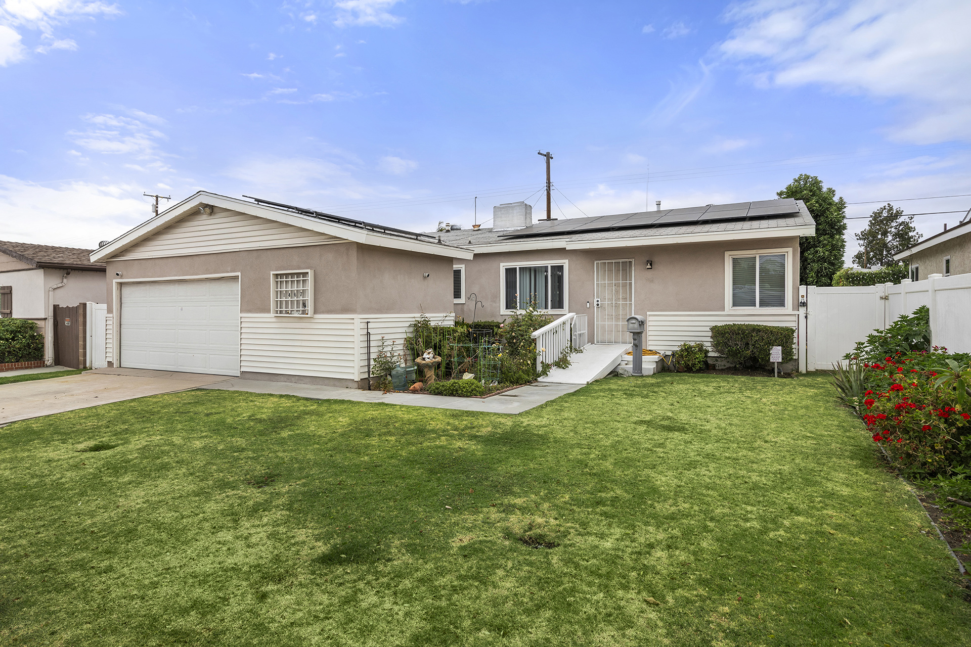 Fullerton, California, 92833, United States, 4 Bedrooms Bedrooms, ,2 BathroomsBathrooms,Residential,For Sale,2049395