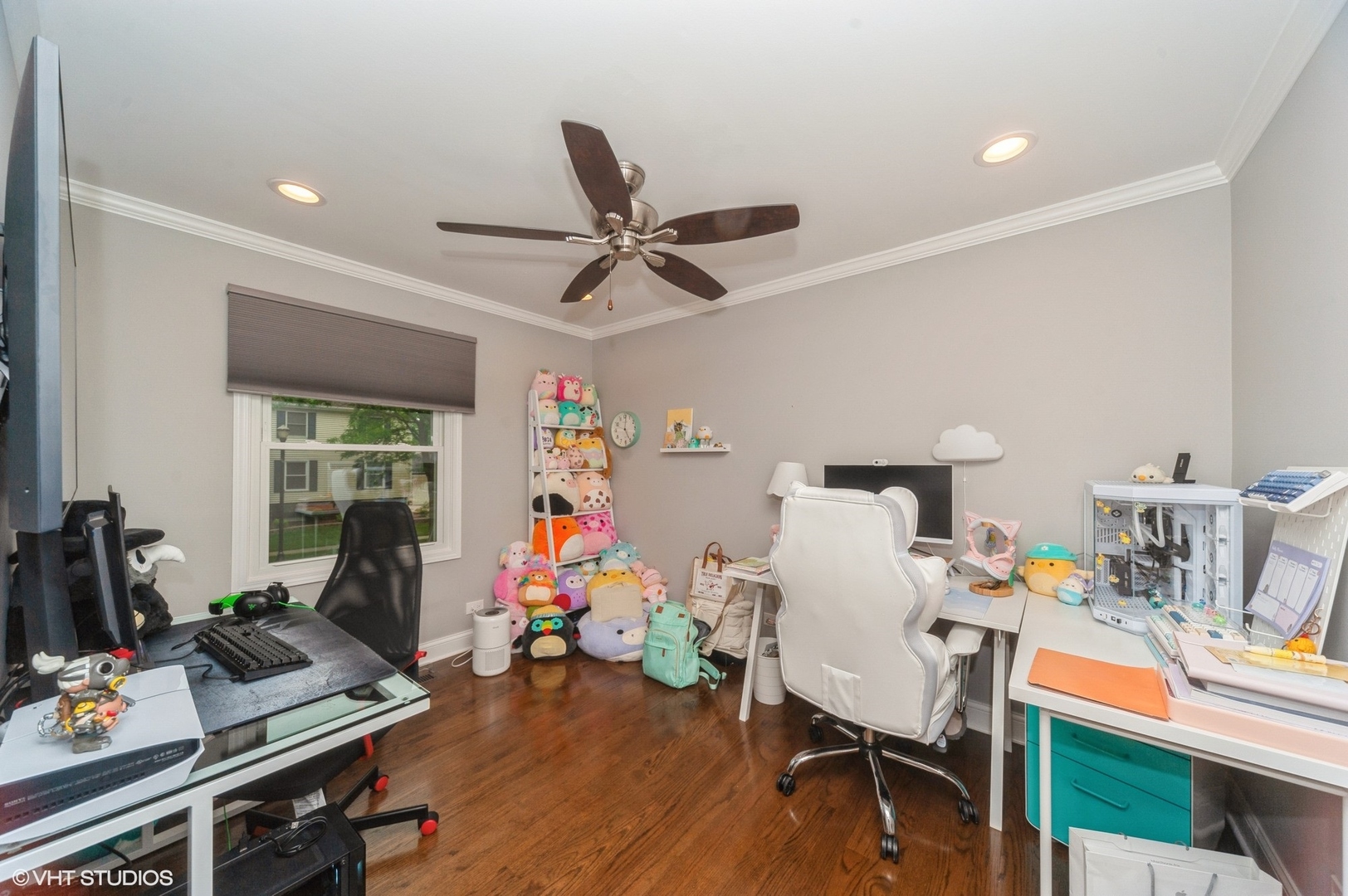 Vernon Hills, Illinois, 60061, United States, 3 Bedrooms Bedrooms, ,3 BathroomsBathrooms,Residential,For Sale,1885308