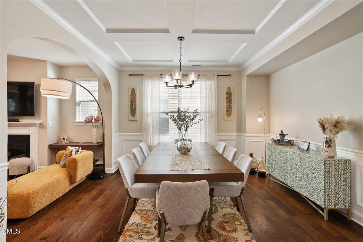 Cary, North Carolina, 27519, United States, 6 Bedrooms Bedrooms, ,4 BathroomsBathrooms,Residential,For Sale,1988083