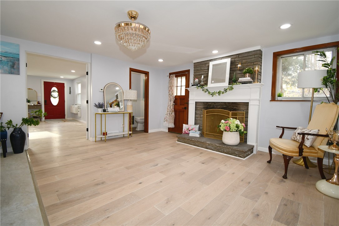 Squirrel Hill, Pennsylvania, 15217, United States, 4 Bedrooms Bedrooms, ,4 BathroomsBathrooms,Residential,For Sale,1999075