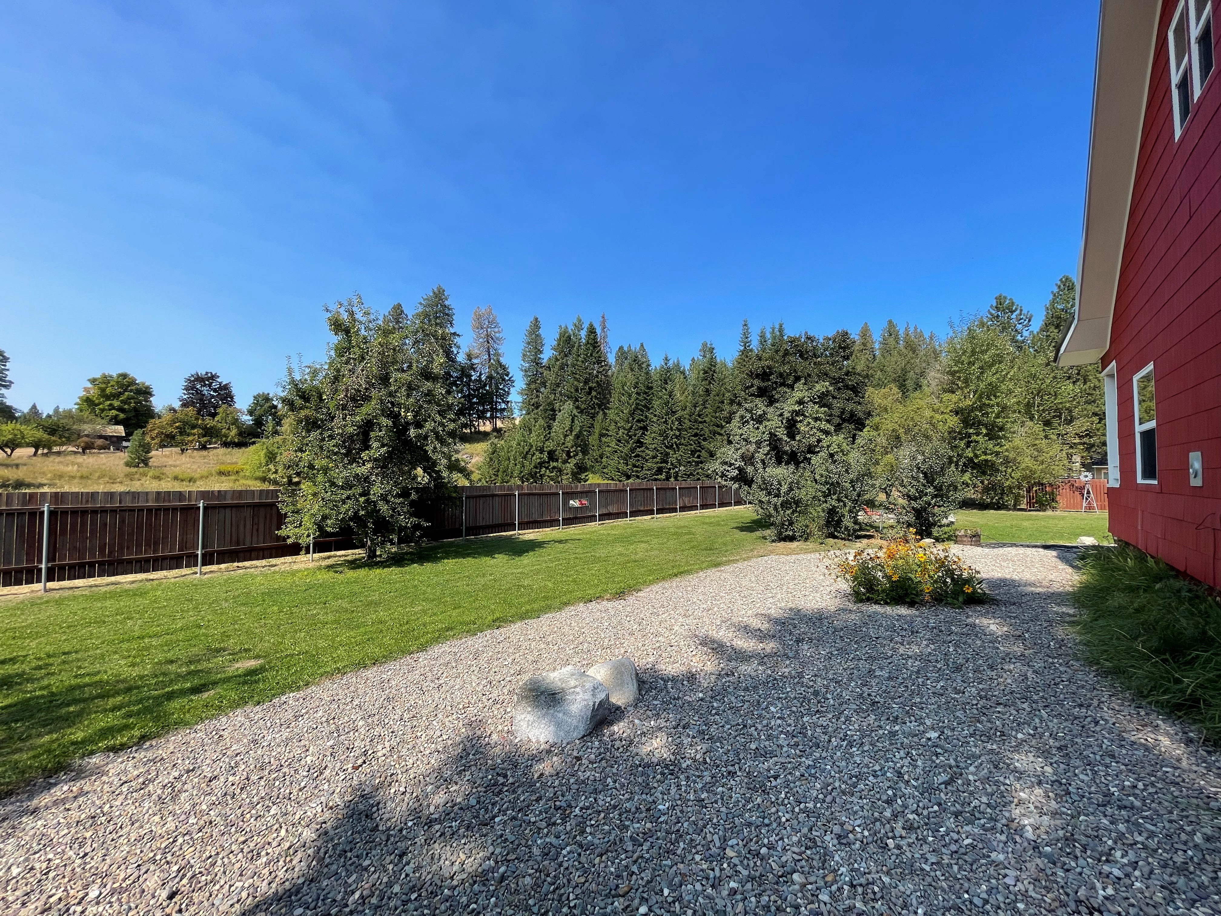 Priest River, Idaho, 83856, United States, 2 Bedrooms Bedrooms, ,2 BathroomsBathrooms,Residential,For Sale,1928264