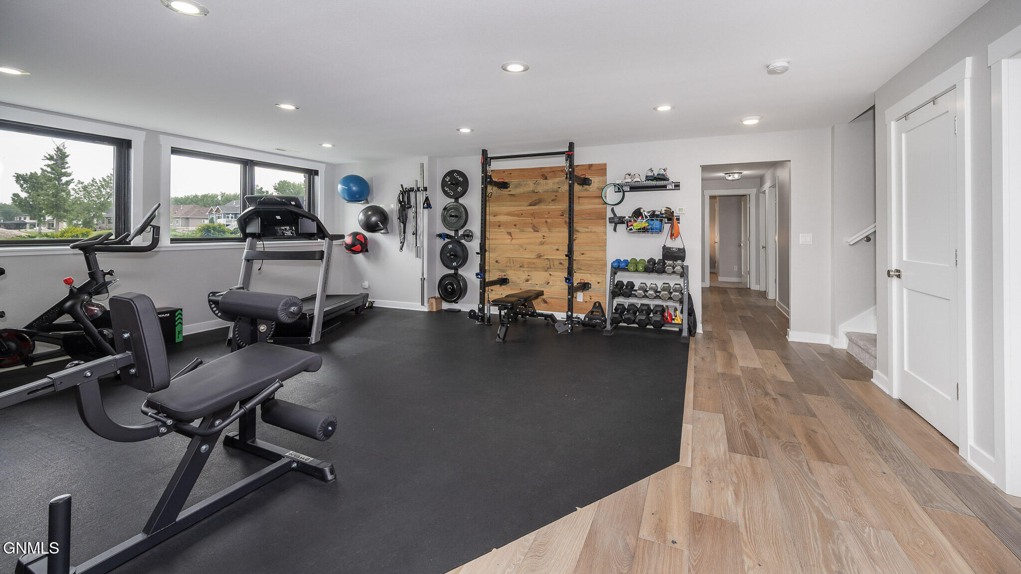 Bismarck, North Dakota, 58504, United States, 6 Bedrooms Bedrooms, ,4 BathroomsBathrooms,Residential,For Sale,1982102