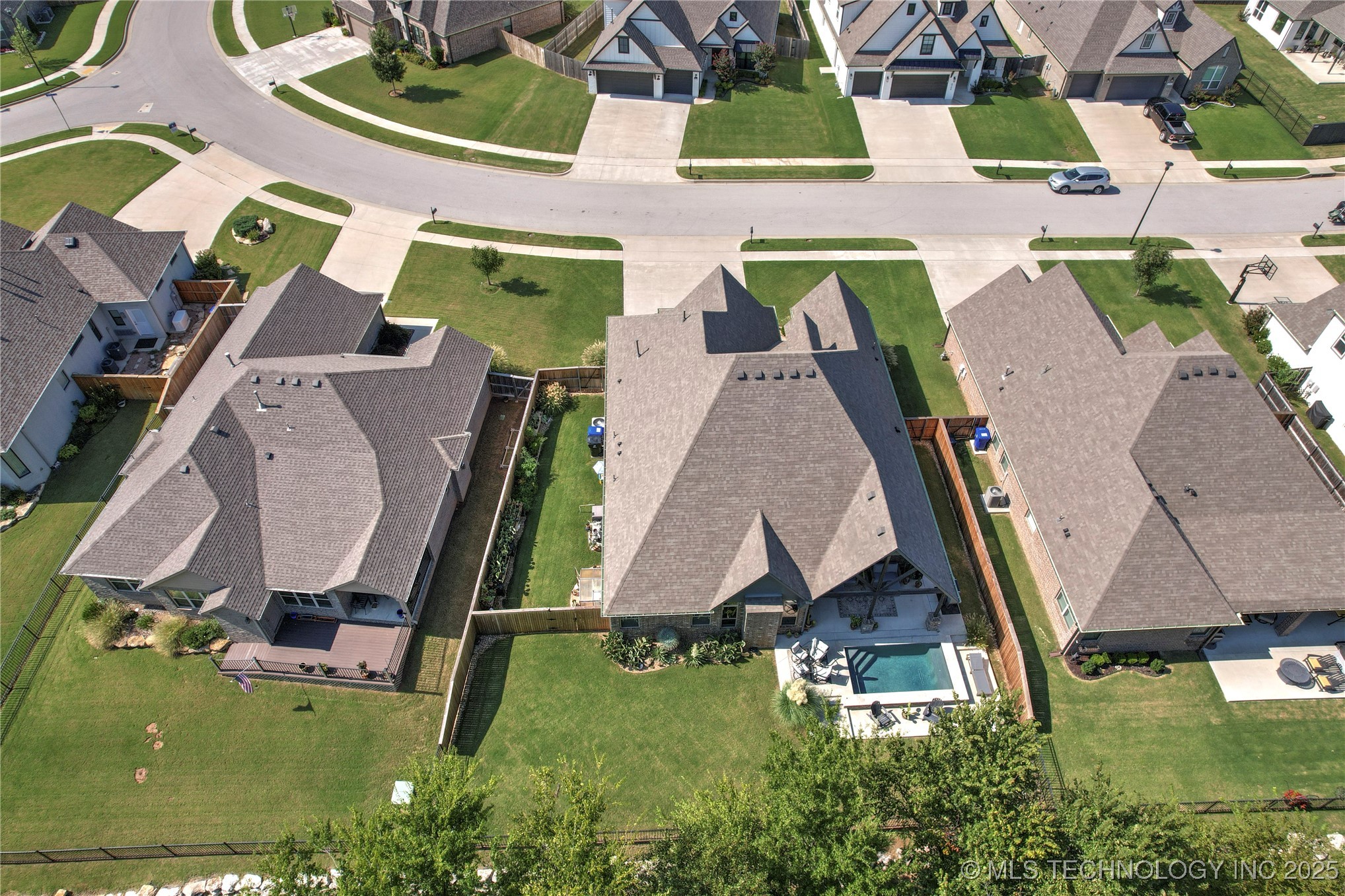 Broken Arrow, Oklahoma, 74014, United States, 3 Bedrooms Bedrooms, ,2 BathroomsBathrooms,Residential,For Sale,1940073