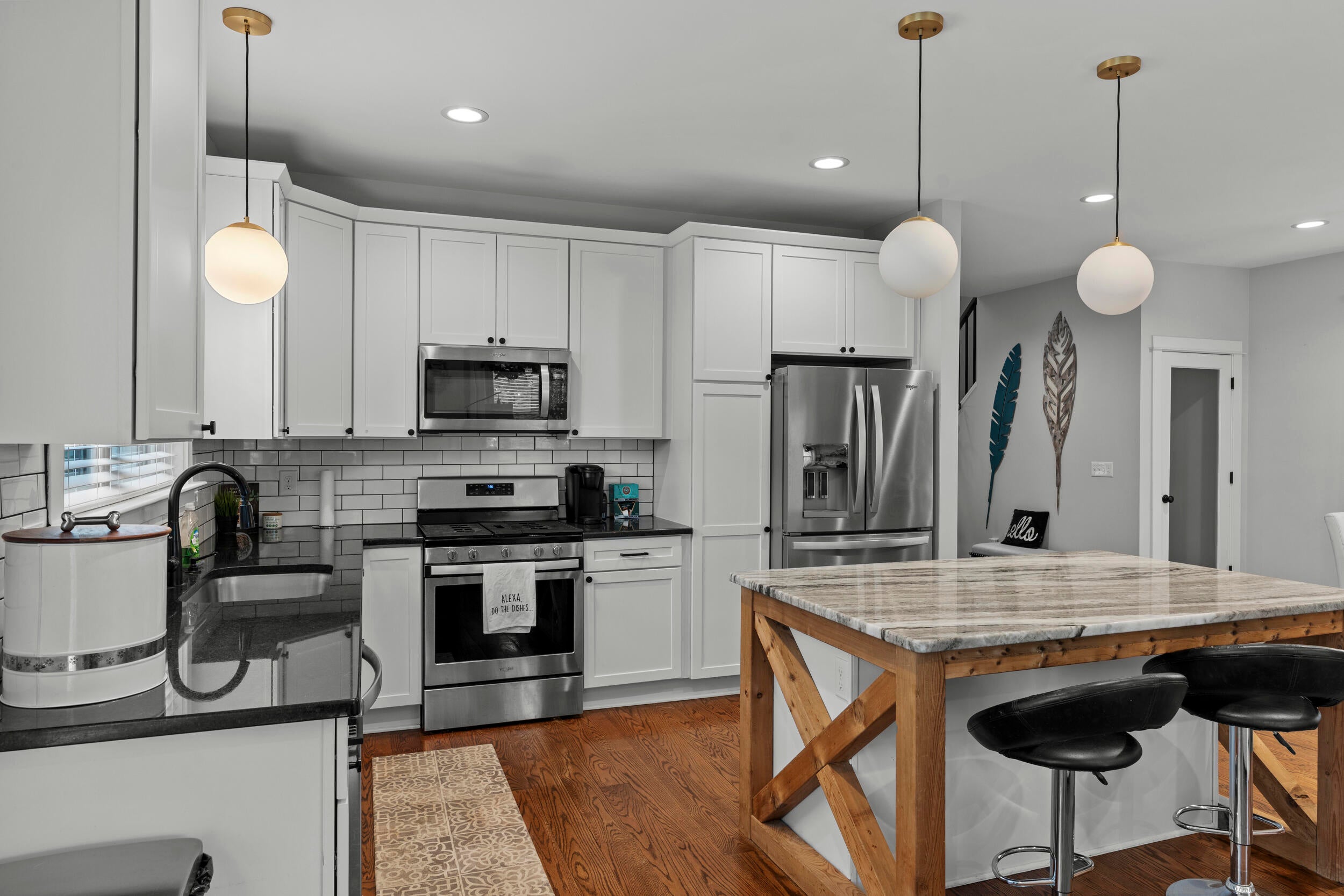 Royal Oak, Michigan, 48067, United States, 3 Bedrooms Bedrooms, ,3 BathroomsBathrooms,Residential,For Sale,1924655