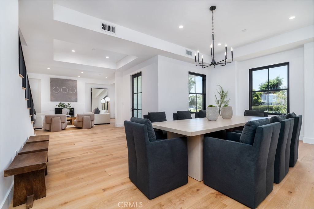 Newport Beach, California, 92663, United States, 4 Bedrooms Bedrooms, ,5 BathroomsBathrooms,Residential,For Sale,1708501