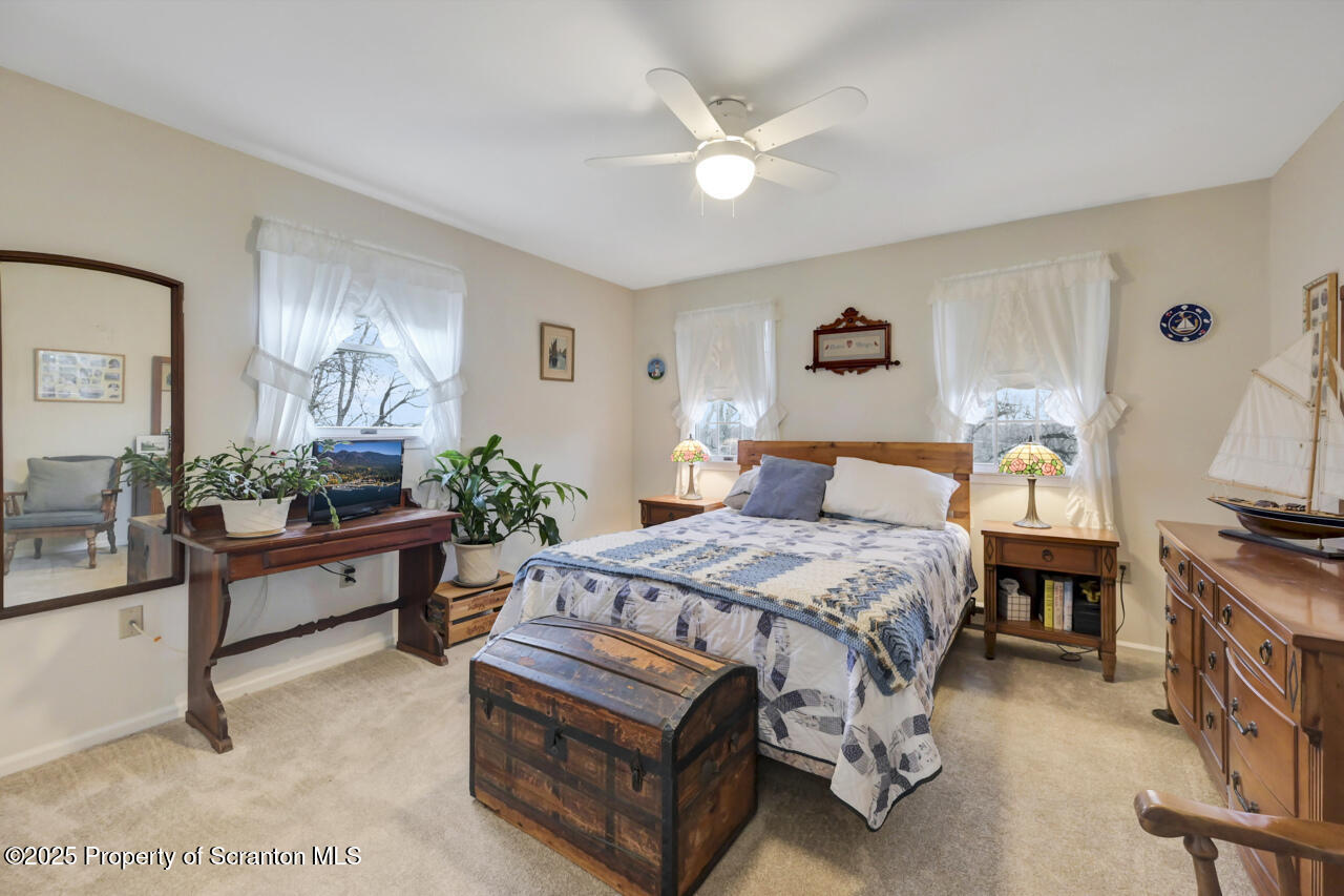 Moscow, Pennsylvania, 18444, United States, 4 Bedrooms Bedrooms, ,3 BathroomsBathrooms,Residential,For Sale,1999733