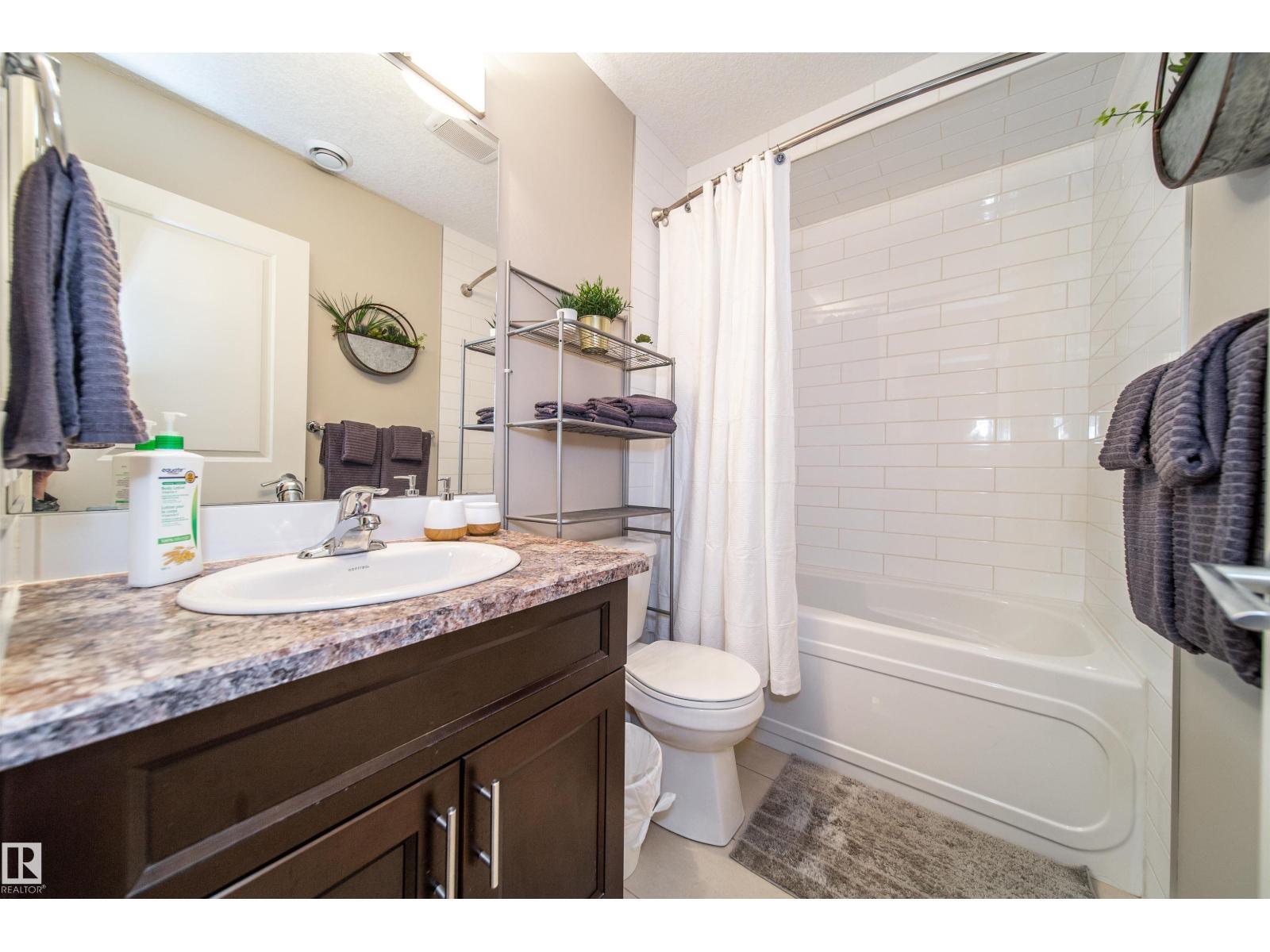 EDMONTON, Alberta, T5R 1N1, CA, 5 Bedrooms Bedrooms, ,3 BathroomsBathrooms,Residential,For Sale,1913571