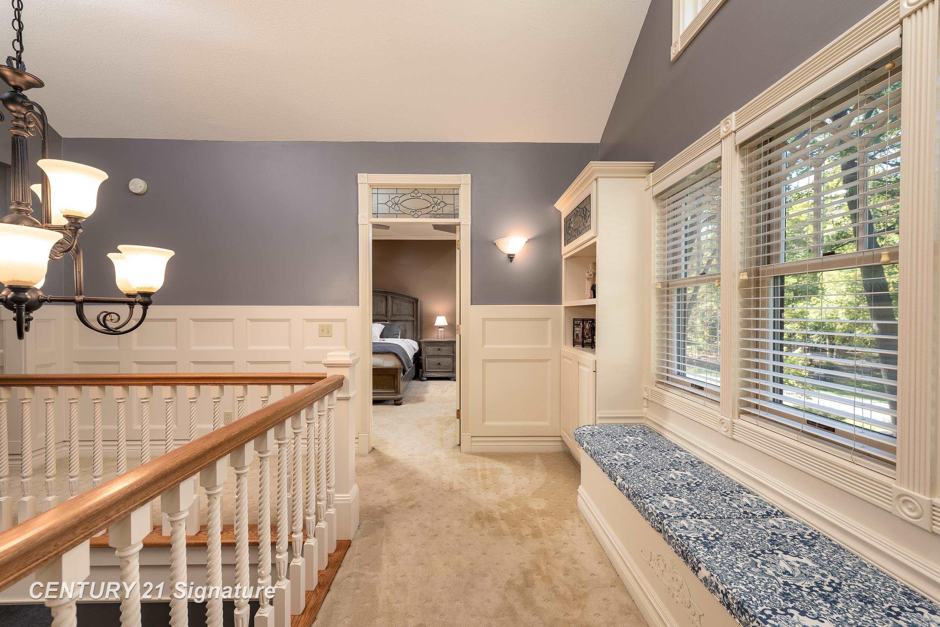 Midland, Michigan, 48642, United States, 5 Bedrooms Bedrooms, ,6 BathroomsBathrooms,Residential,For Sale,1977241