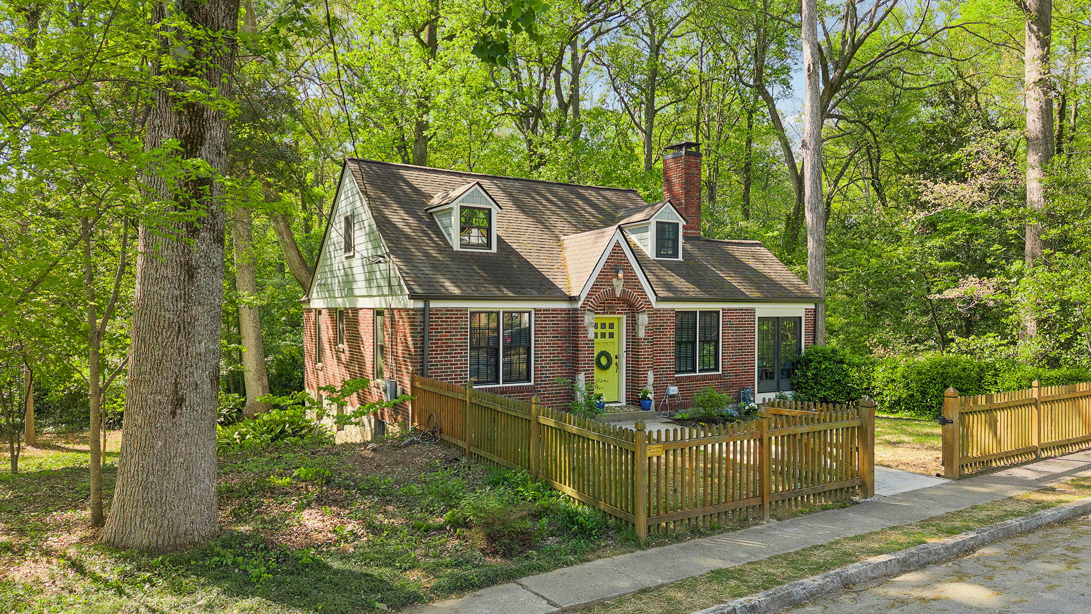  Charming East Atlanta Cottage on Rare Creekside Lot - 物件實景