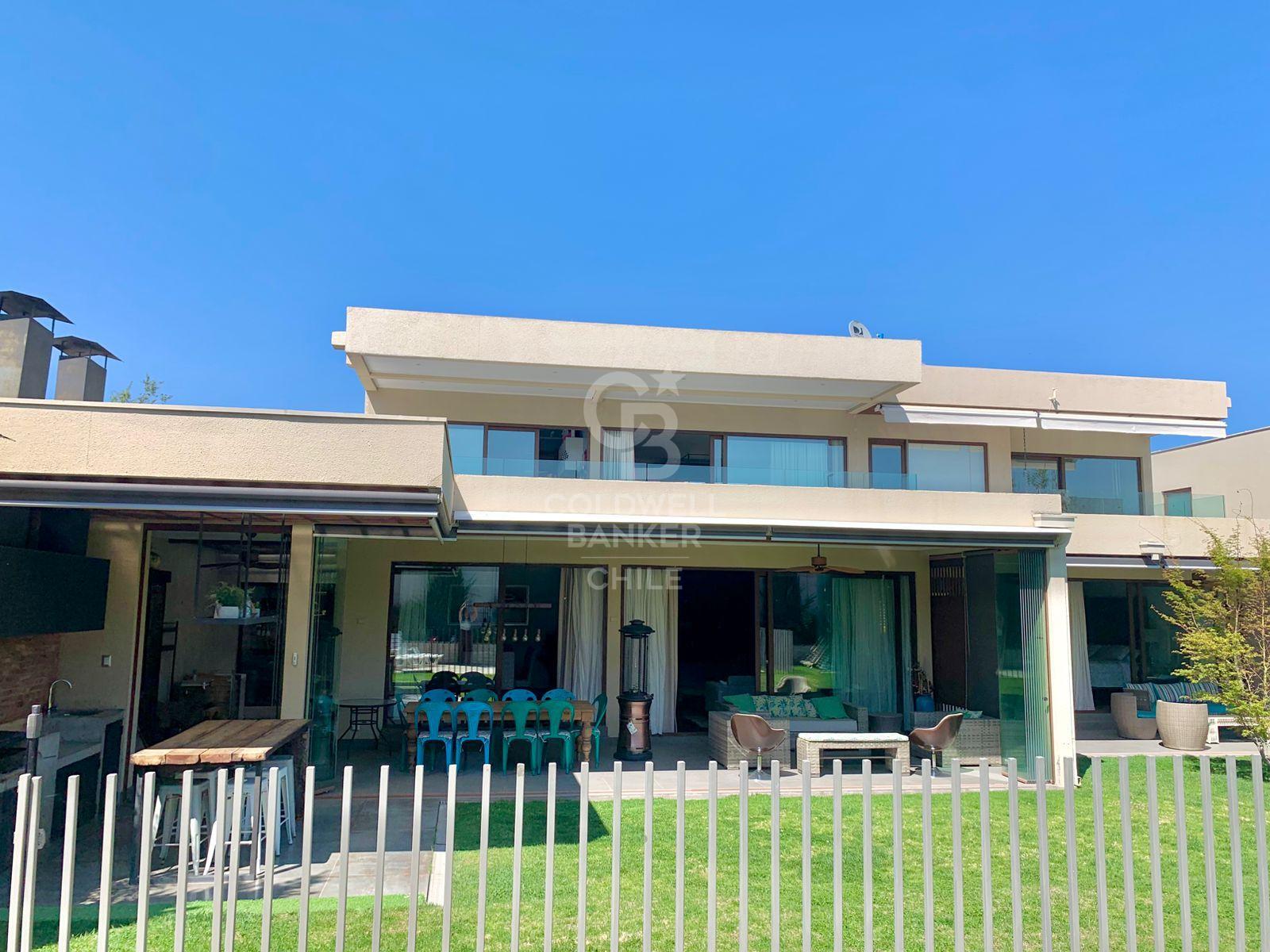 Lo Barnechea, Chile, 7 Bedrooms Bedrooms, ,5 BathroomsBathrooms,Residential,For Sale,1955589