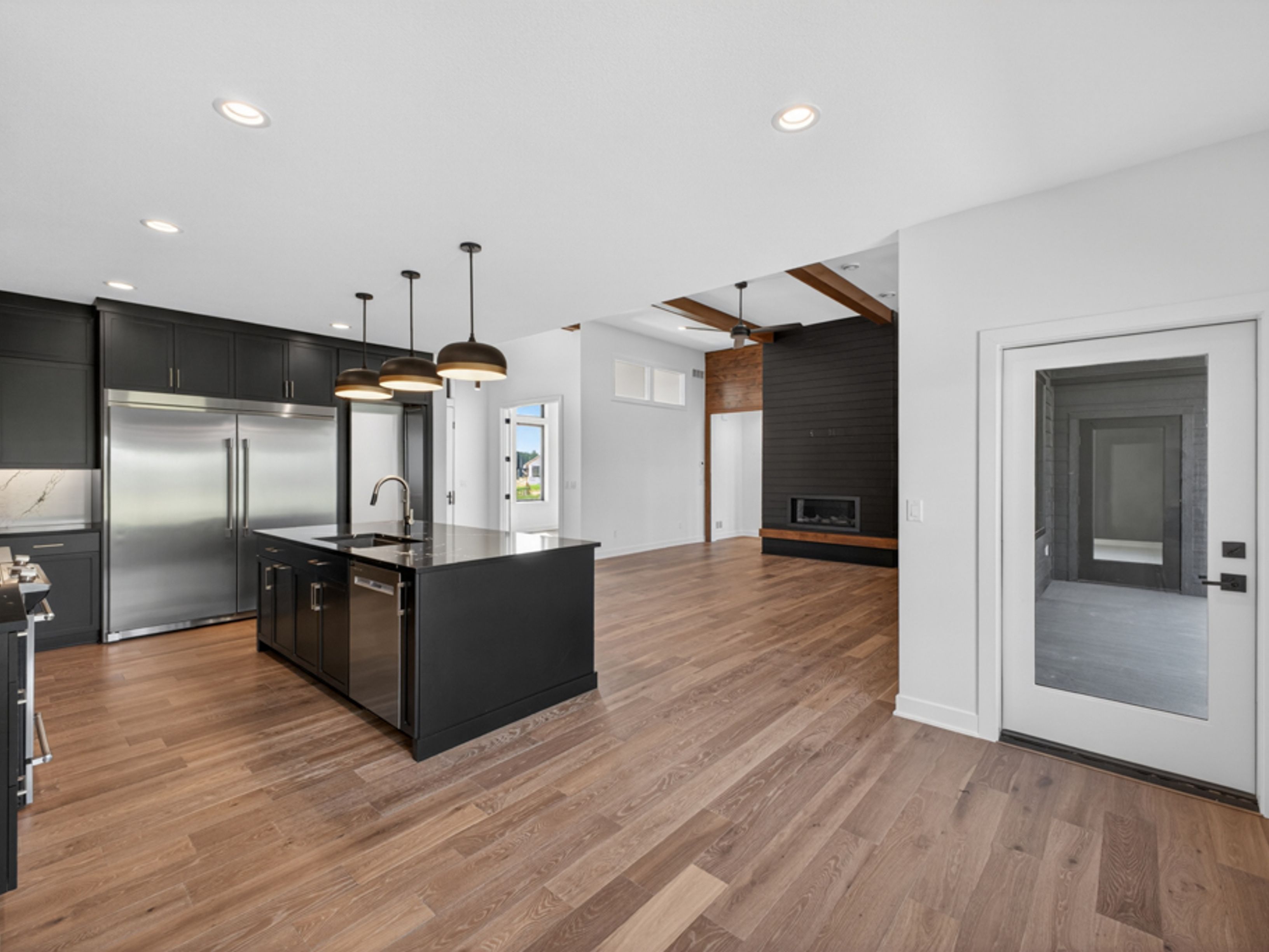  New Construction Prairie-Modern Home in Century Valley - 物件實景