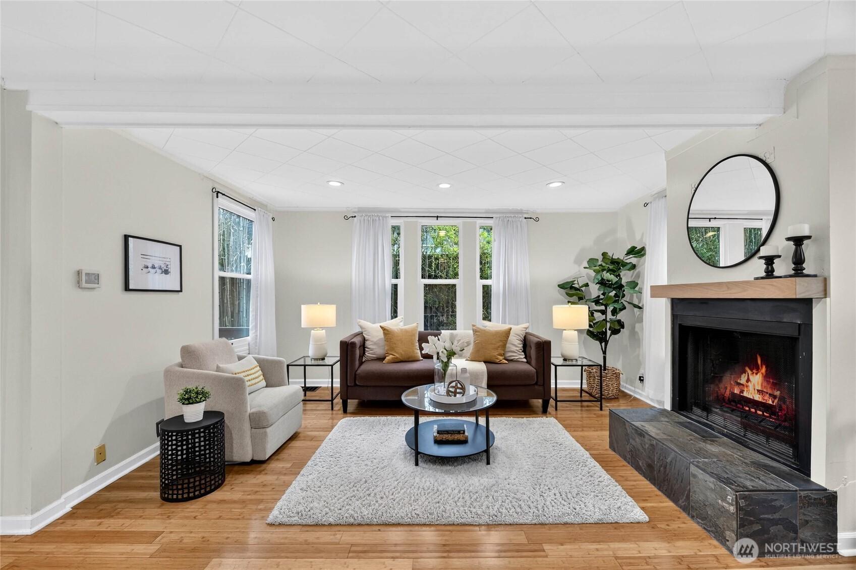 54th St, Seattle, WA 98105 #1