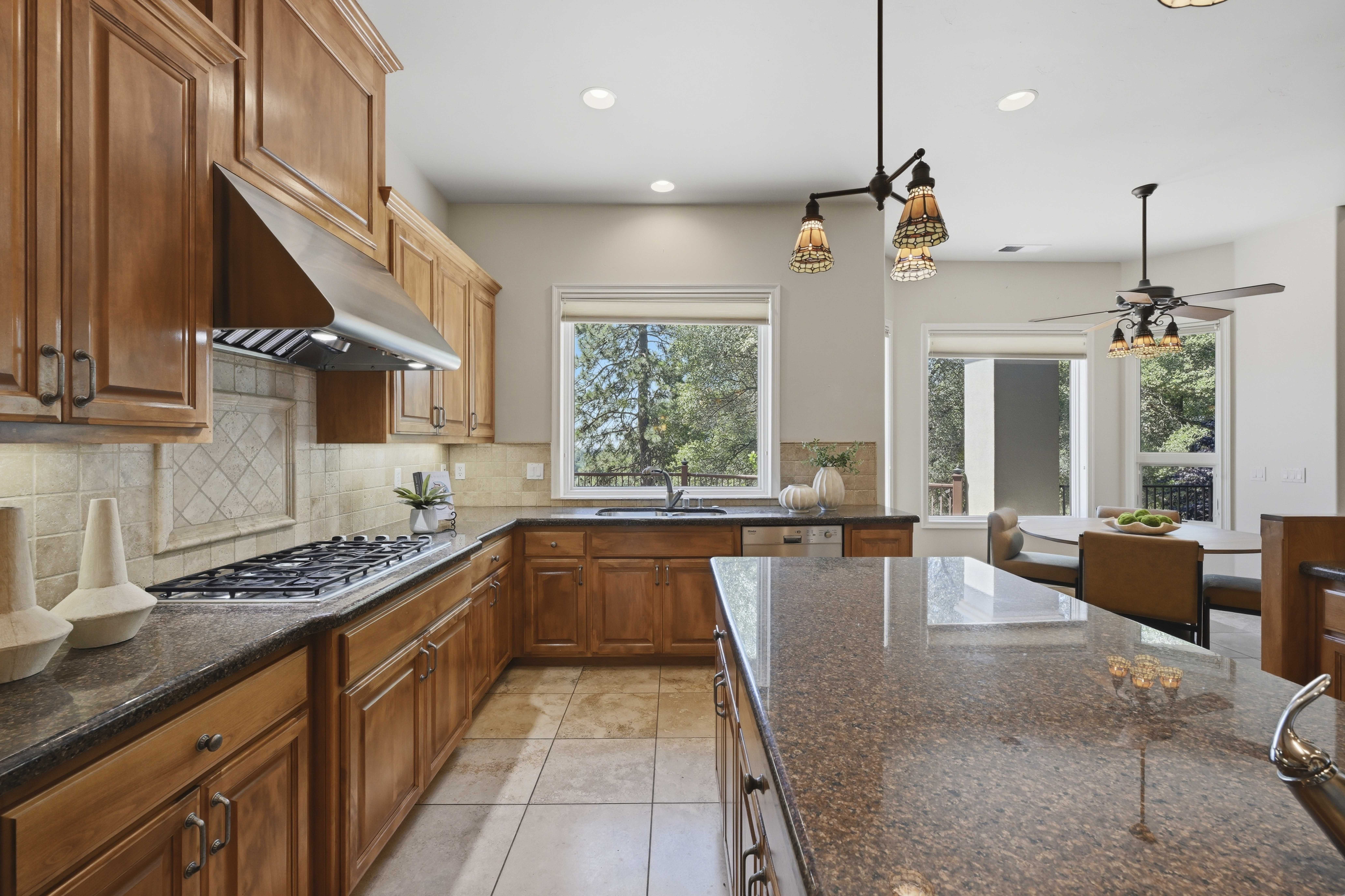  1109 Holly Leaf Lane, Meadow Vista, CA 95722 - 物件實景