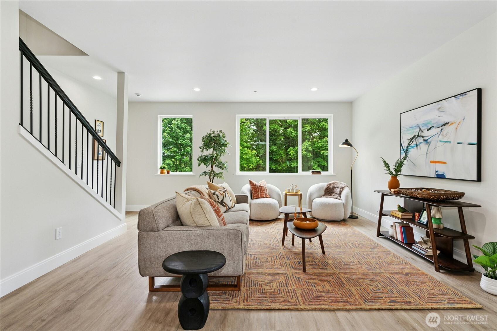 Everett, Washington, 98208, United States, 4 Bedrooms Bedrooms, ,2 BathroomsBathrooms,Residential,For Sale,1827373