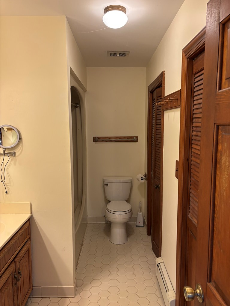 Machipongo, Virginia, 23405, United States, 3 Bedrooms Bedrooms, ,3 BathroomsBathrooms,Residential,For Sale,2003138