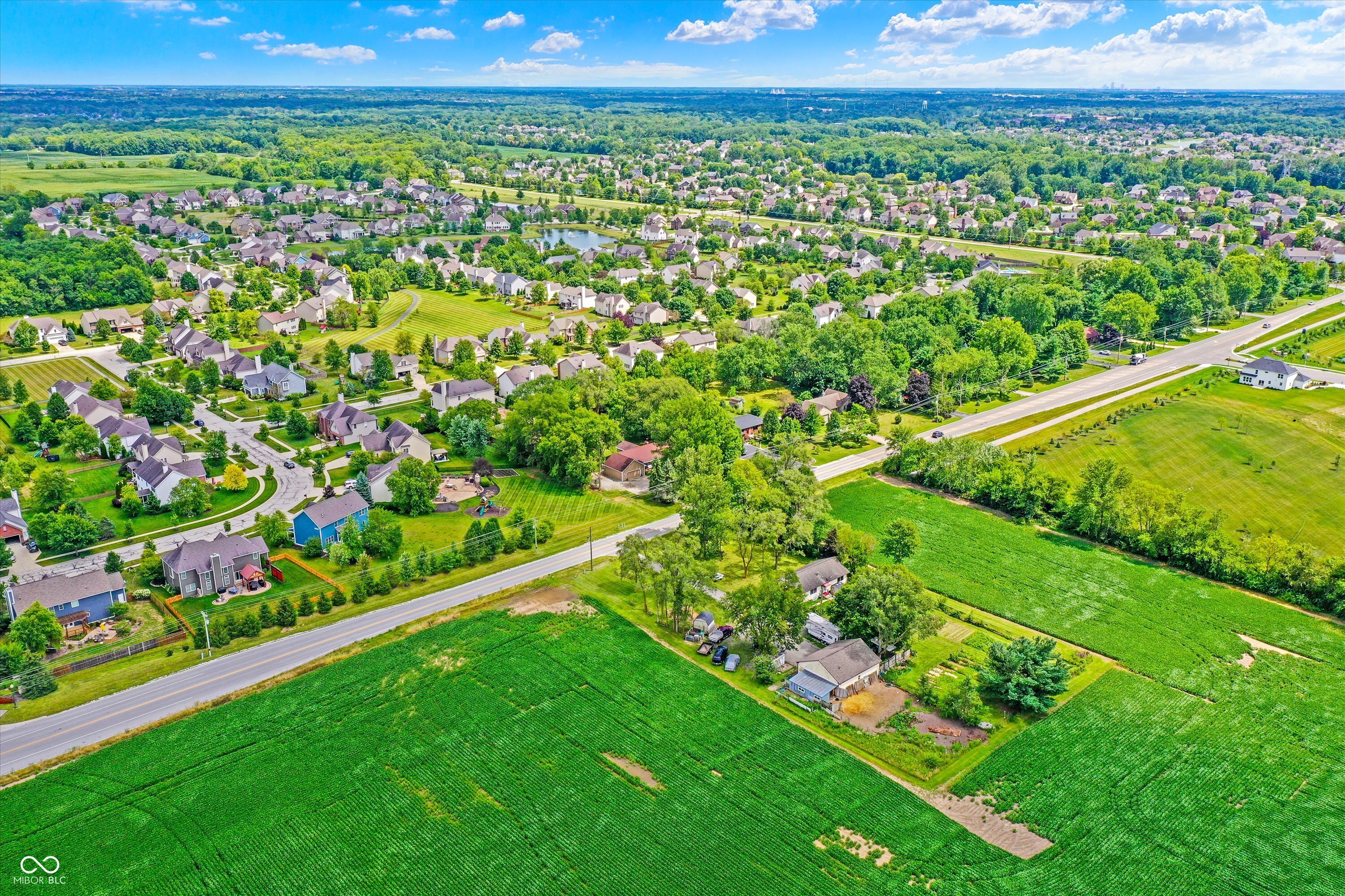 Zionsville, Indiana, 46077, United States, 3 Bedrooms Bedrooms, ,3 BathroomsBathrooms,Residential,For Sale,1975998