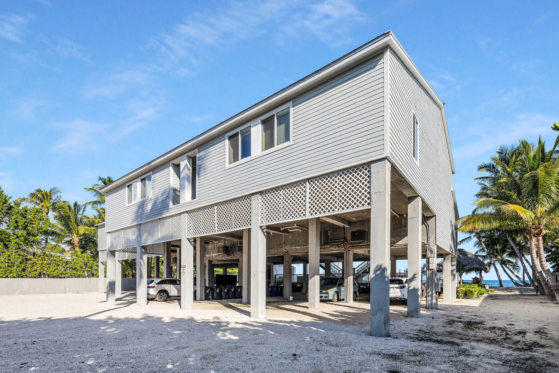 75811 Overseas Highway, 1, ISLAMORADA, Florida, 33036, United States, 3 Bedrooms Bedrooms, ,2 BathroomsBathrooms,Residential,For Sale,75811 Overseas Highway, 1,1673430