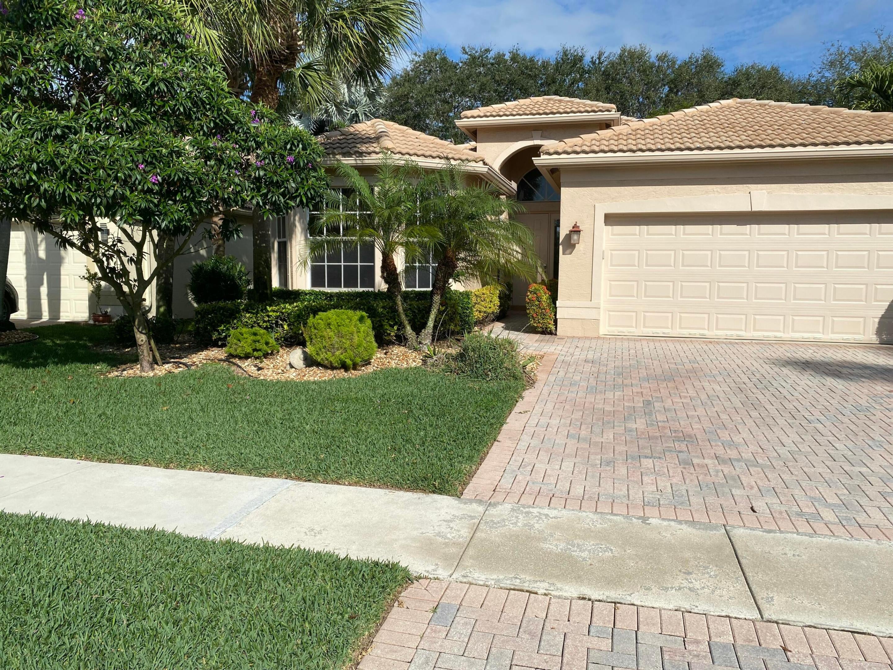 Delray Beach, Florida, 33446, United States, 4 Bedrooms Bedrooms, ,3 BathroomsBathrooms,Residential,For Sale,2010296