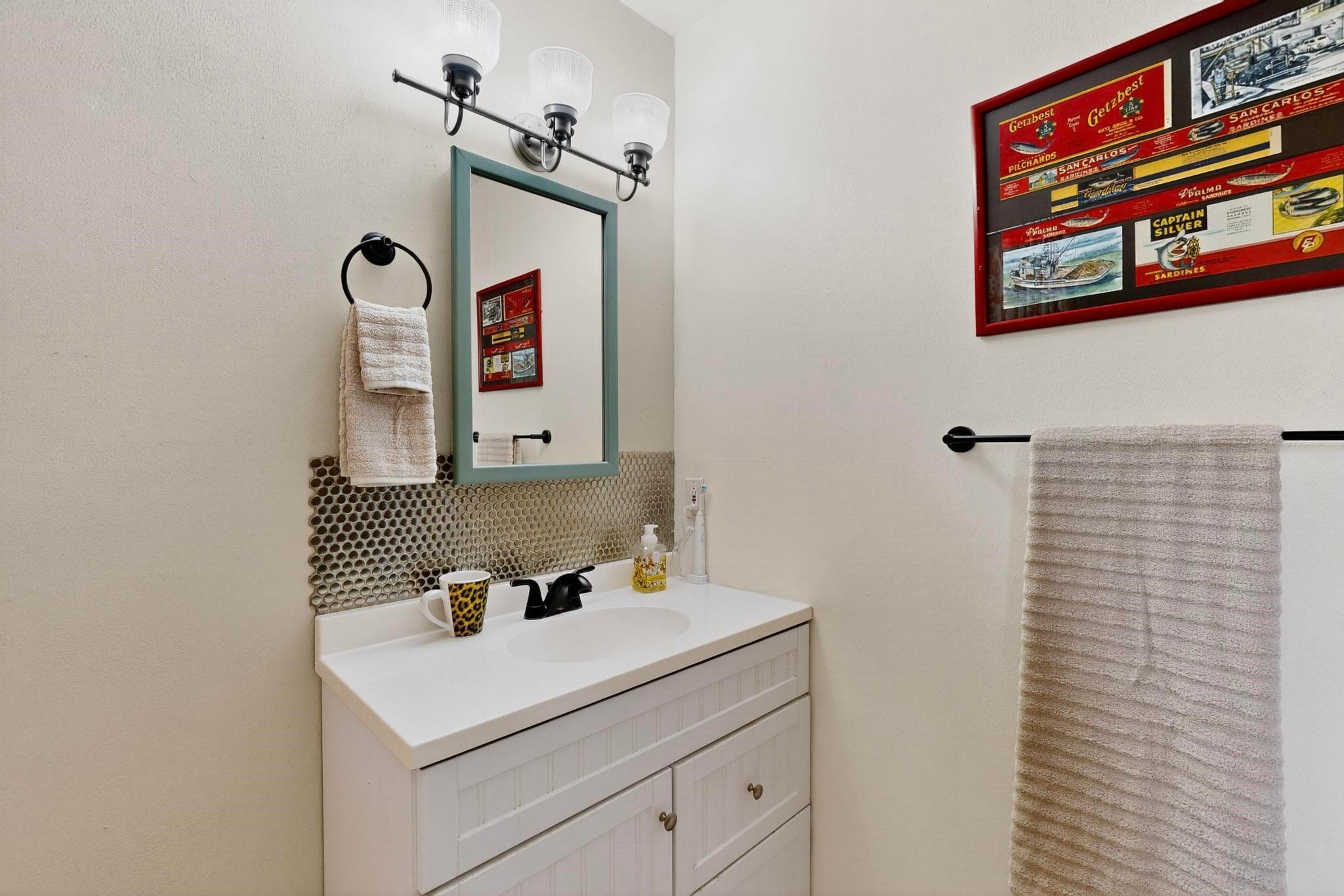 Santa Fe, New Mexico, 87505, United States, 3 Bedrooms Bedrooms, ,2 BathroomsBathrooms,Residential,For Sale,1971309