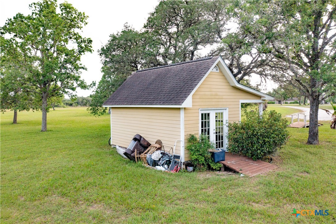 Victoria, Texas, 77905, United States, 5 Bedrooms Bedrooms, ,4 BathroomsBathrooms,Residential,For Sale,1989033