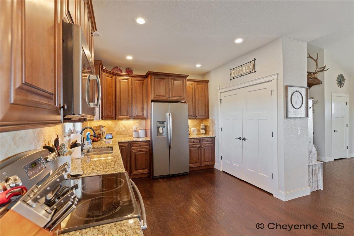 Cheyenne, Wyoming, 82009, United States, 5 Bedrooms Bedrooms, ,3 BathroomsBathrooms,Residential,For Sale,1993587