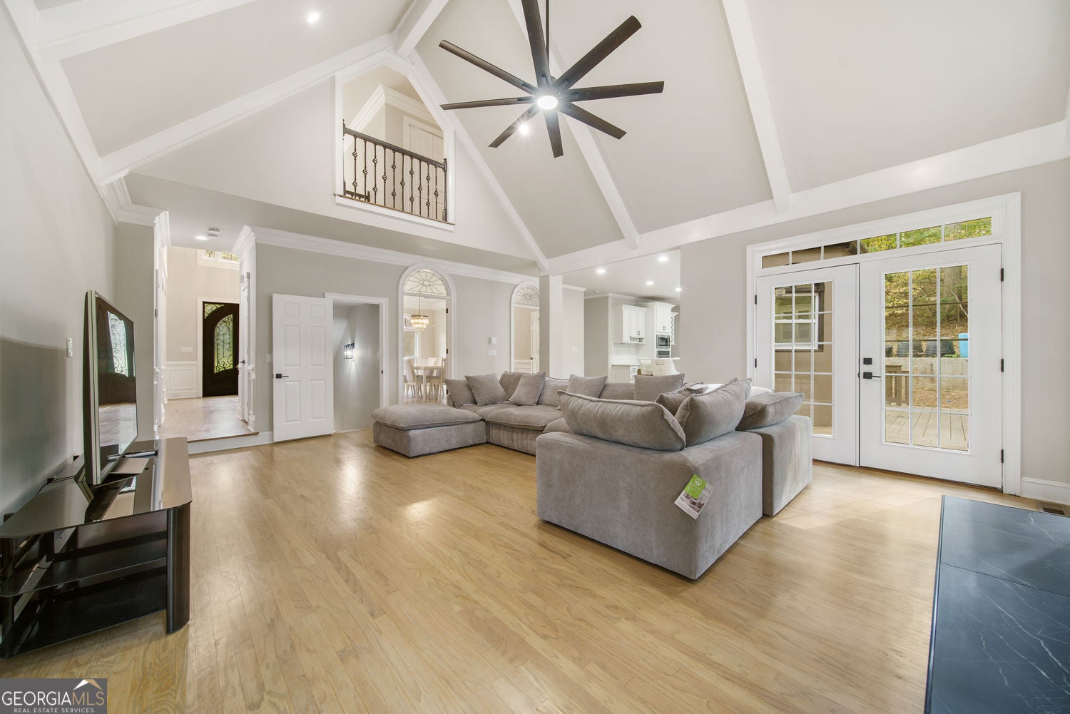 Atlanta, Georgia, 30350, United States, 8 Bedrooms Bedrooms, ,6 BathroomsBathrooms,Residential,For Sale,1992514