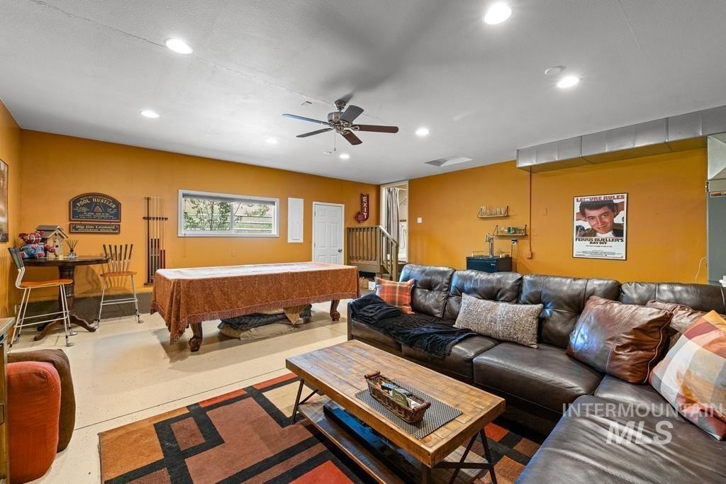 McCall, Idaho, 83638, United States, 4 Bedrooms Bedrooms, ,3 BathroomsBathrooms,Residential,For Sale,1825316