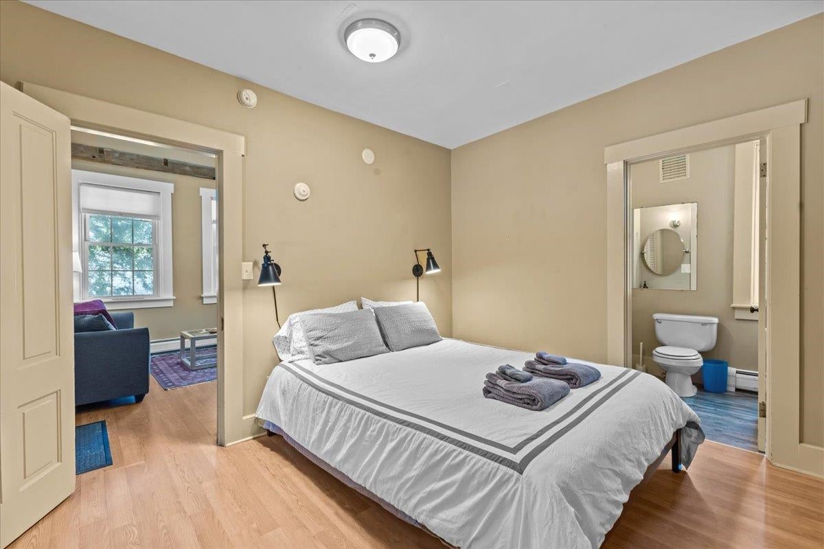 Stowe, Vermont, 05672, United States, 2 Bedrooms Bedrooms, ,2 BathroomsBathrooms,Residential,For Sale,2003002