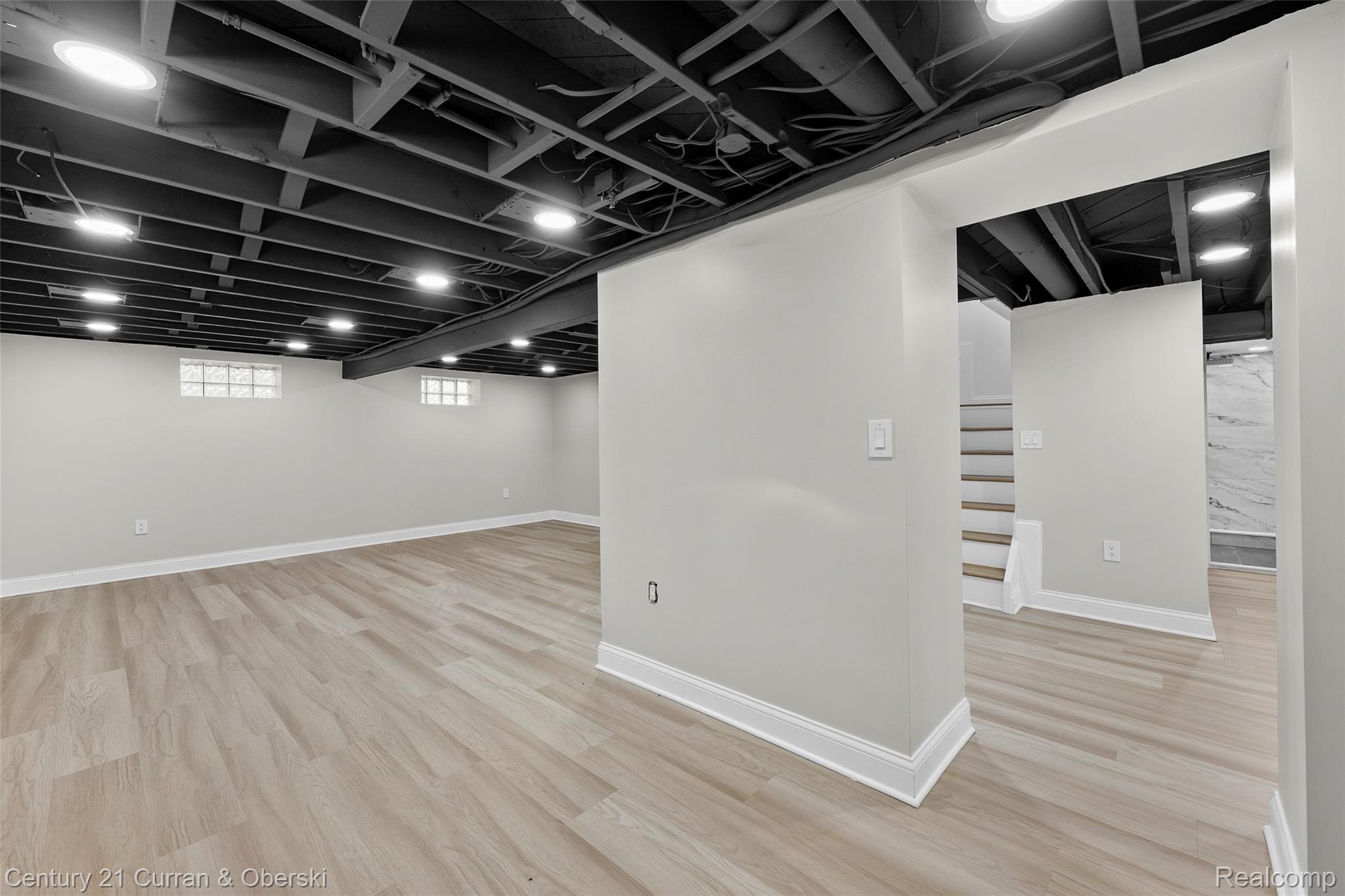 Dearborn, Michigan, 48124, United States, 4 Bedrooms Bedrooms, ,3 BathroomsBathrooms,Residential,For Sale,1979492