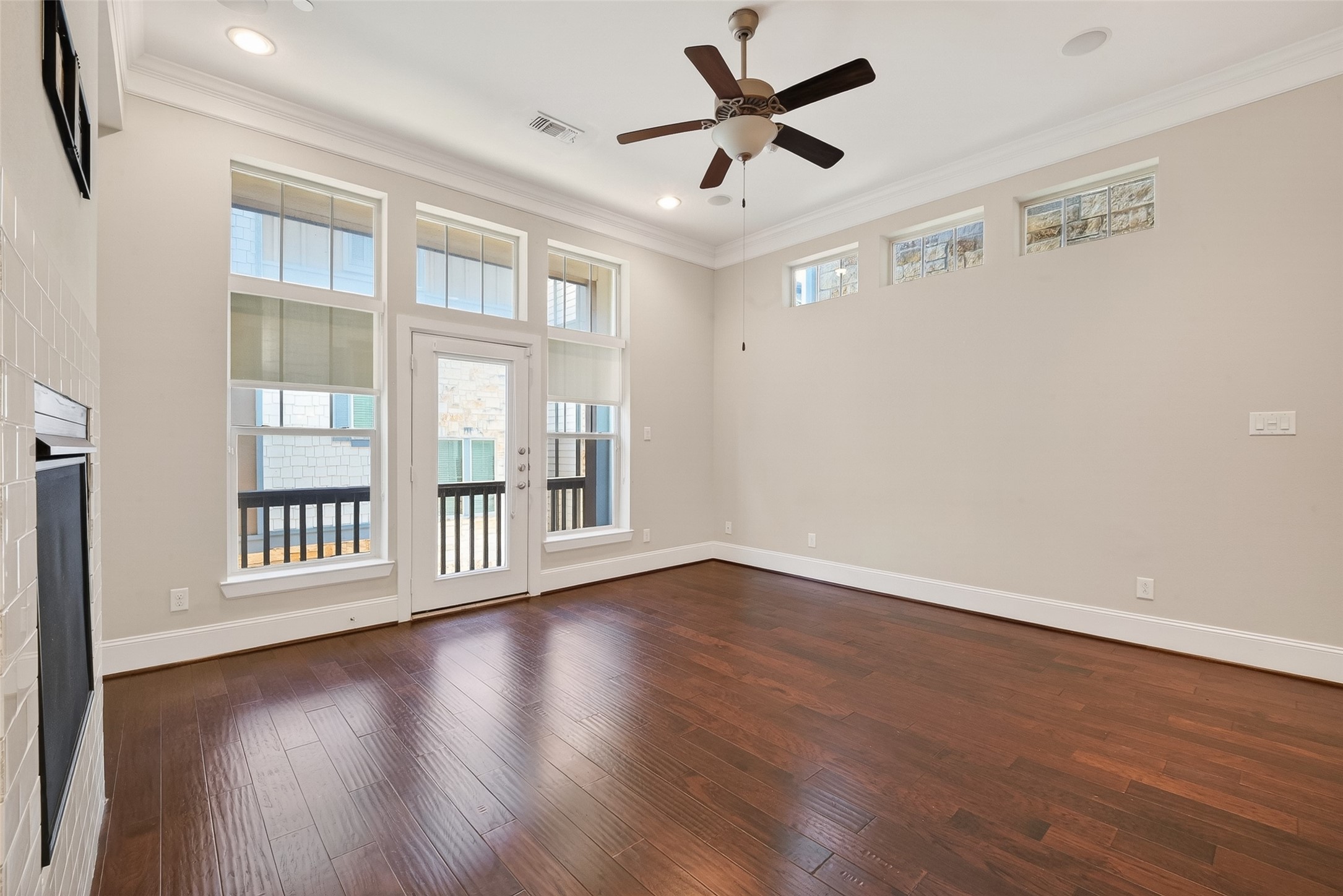  816 Yale Street C - 物件實景