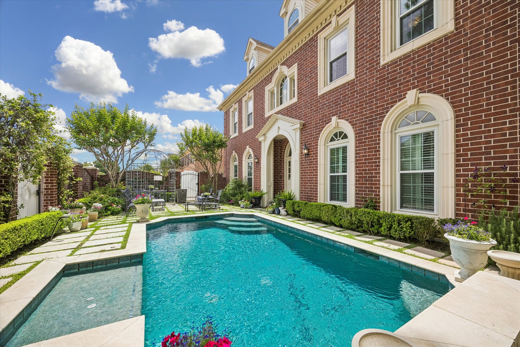  2120 Potomac Drive A - 物件實景