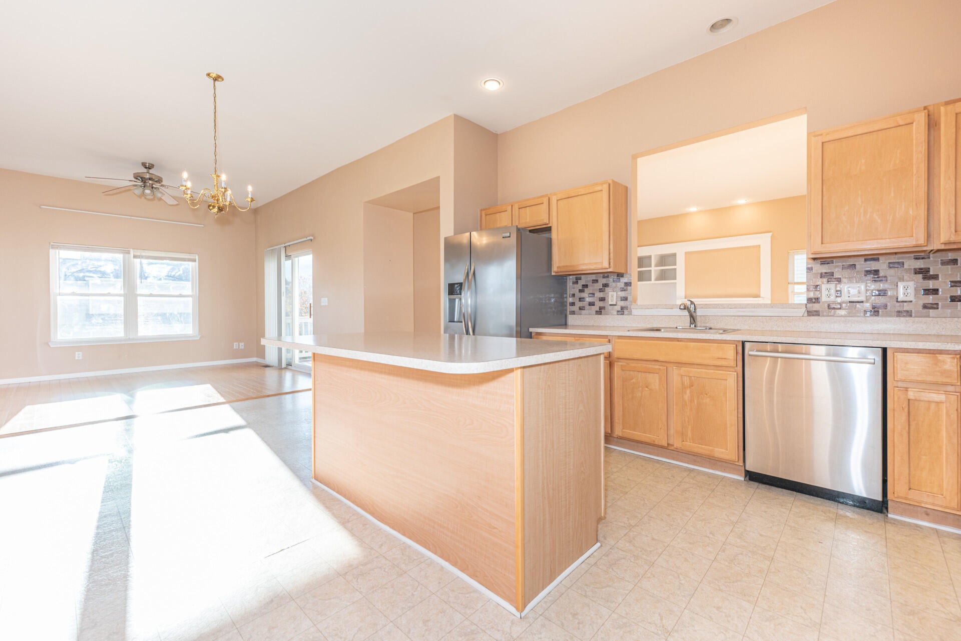 Ann Arbor, Michigan, 48103, United States, 4 Bedrooms Bedrooms, ,3 BathroomsBathrooms,Residential,For Sale,1991592