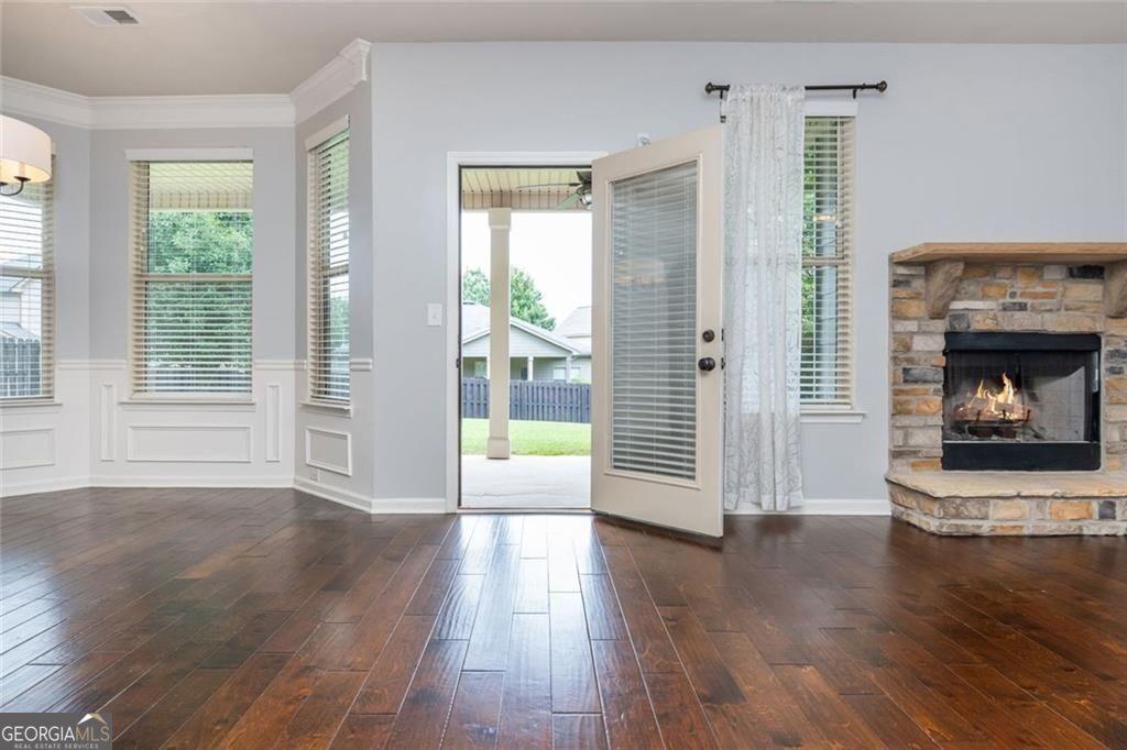 Cumming, Georgia, 30041, United States, 5 Bedrooms Bedrooms, ,3 BathroomsBathrooms,Residential,For Sale,2001024