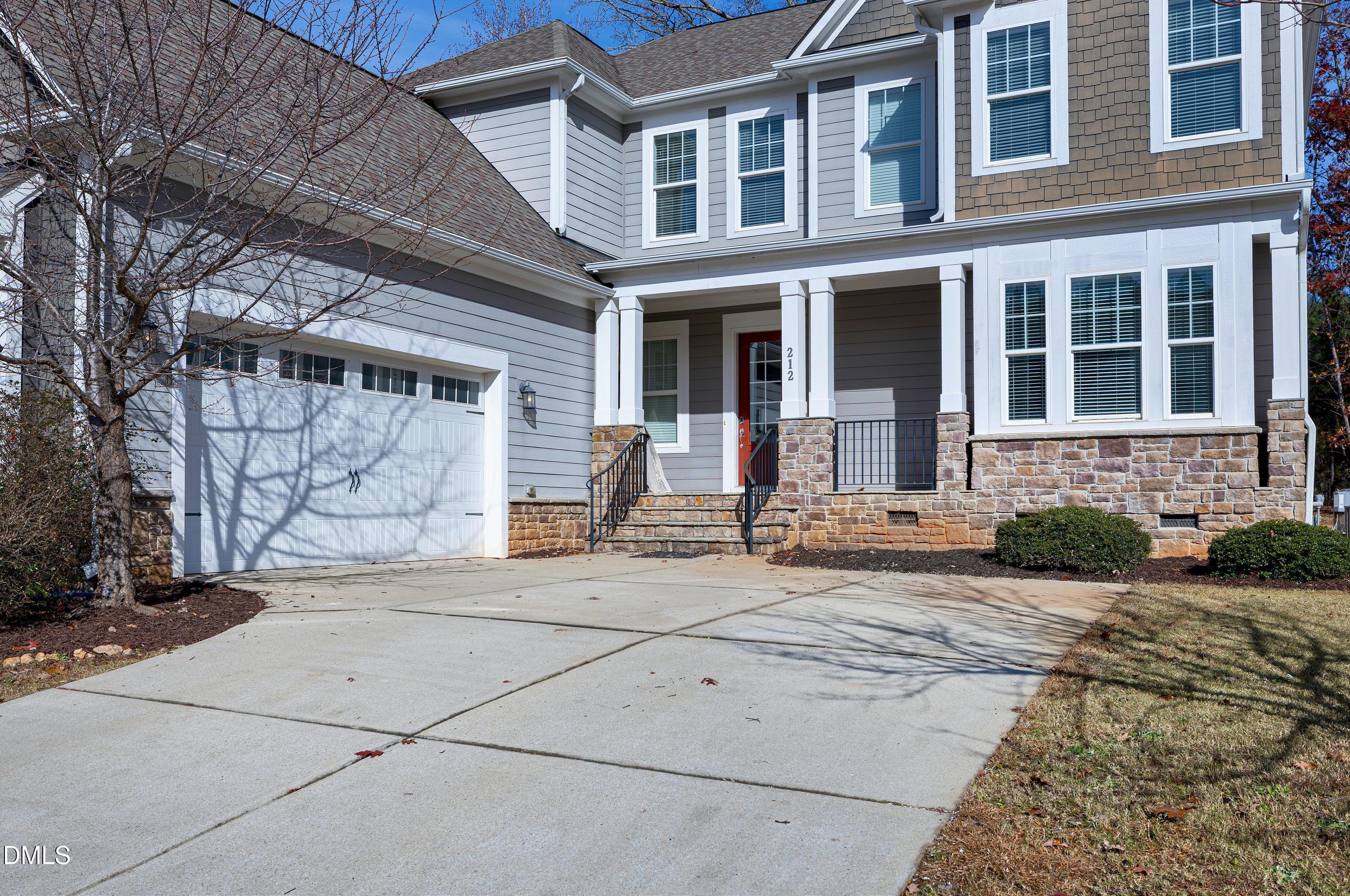 Apex, North Carolina, 27539, United States, 5 Bedrooms Bedrooms, ,5 BathroomsBathrooms,Residential,For Sale,2003181