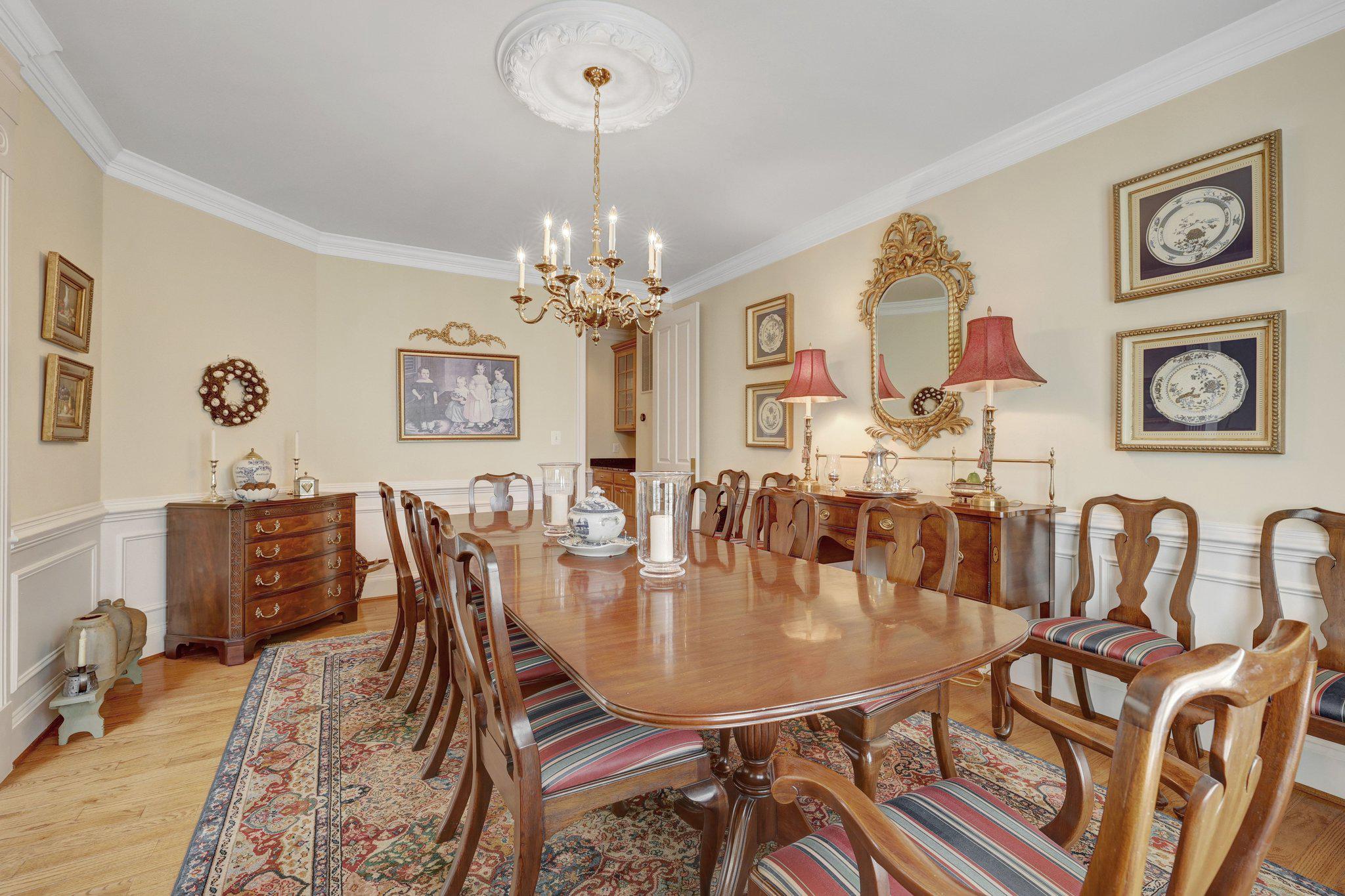  513 John Marshall Drive NE, Vienna, VA, 22180 - 物件實景