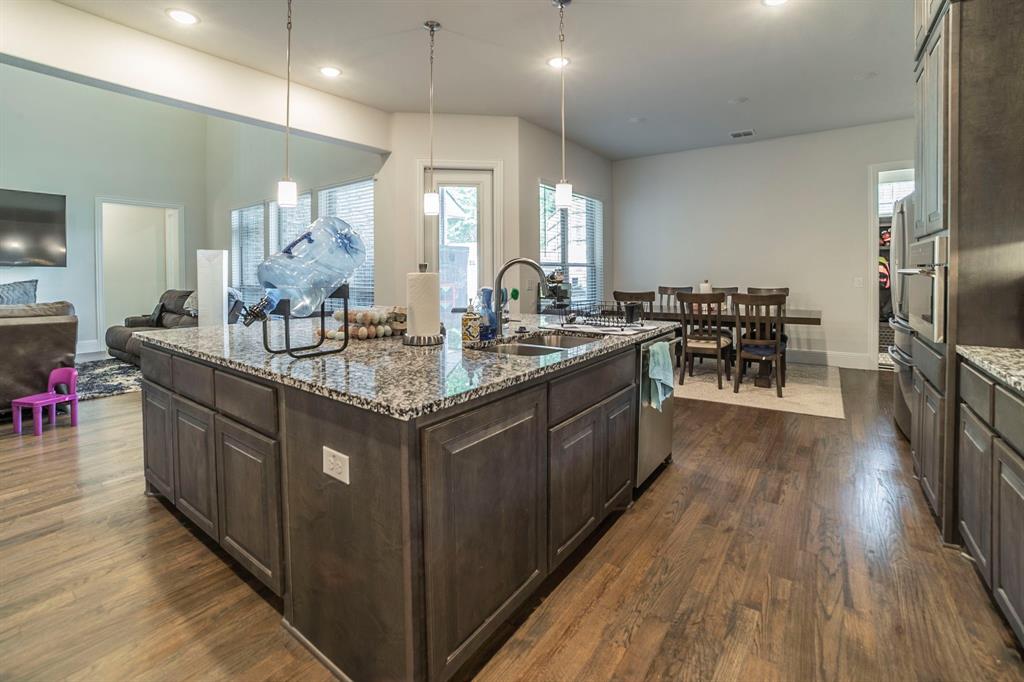 Prosper, Texas, 75078, United States, 5 Bedrooms Bedrooms, ,7 BathroomsBathrooms,Residential,For Sale,1905798