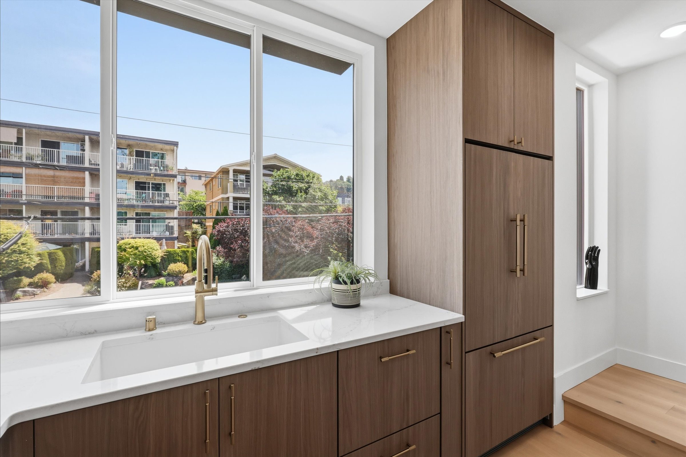  2019 Minor Ave E, Seattle, WA 98102 - 物件實景