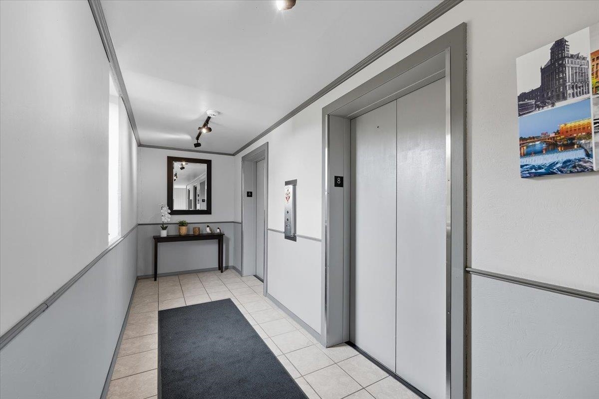 Spokane, Washington, 99204, United States, 1 Bedroom Bedrooms, ,2 BathroomsBathrooms,Residential,For Sale,1959393