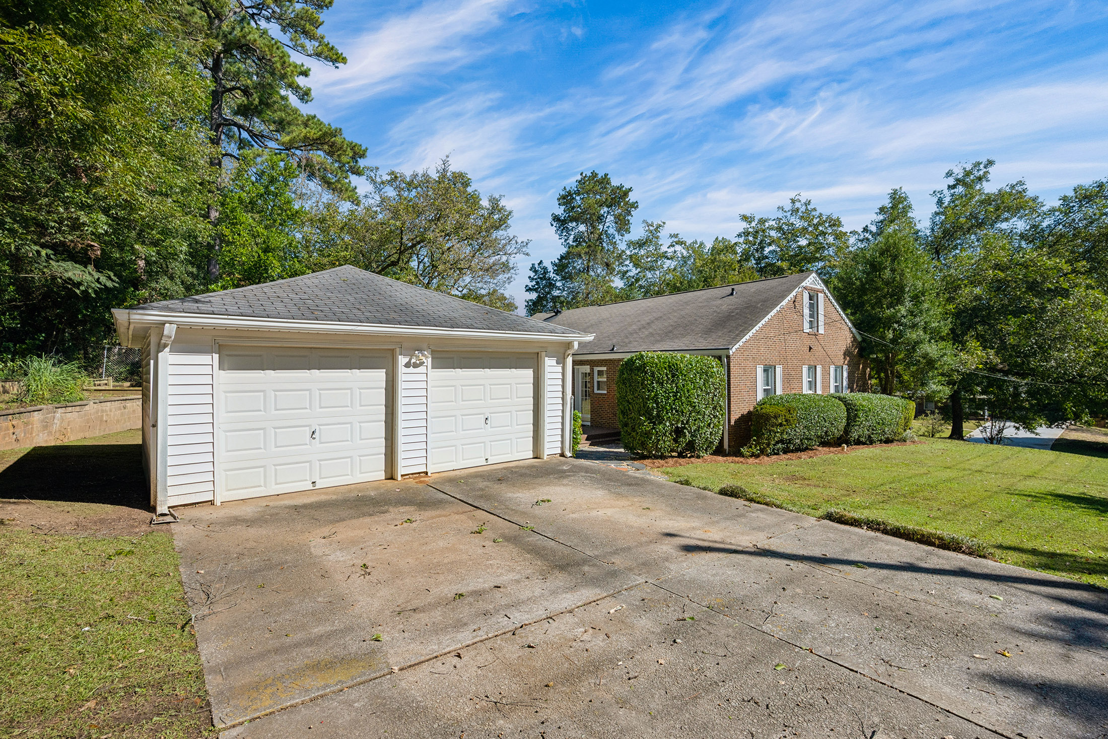  Beautifully Updated Brick Duplex Offers Rare Opportunity in the Heart of Decatur - 物件實景