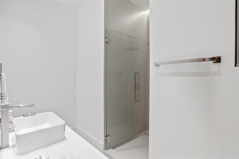 Weston, Florida, 33331, United States, 7 Bedrooms Bedrooms, ,9 BathroomsBathrooms,Residential,For Sale,1946951