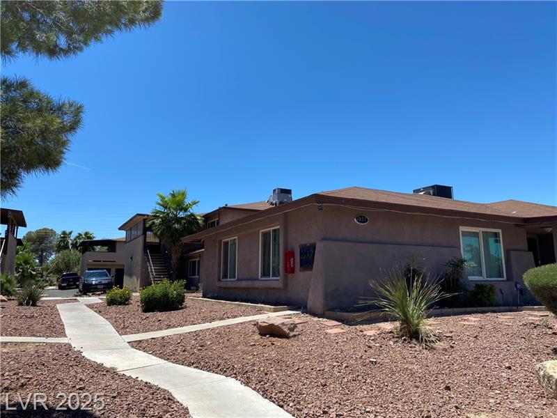Las Vegas, Nevada, 89121, United States, 9 Bedrooms Bedrooms, ,5 BathroomsBathrooms,Residential,For Sale,1861390